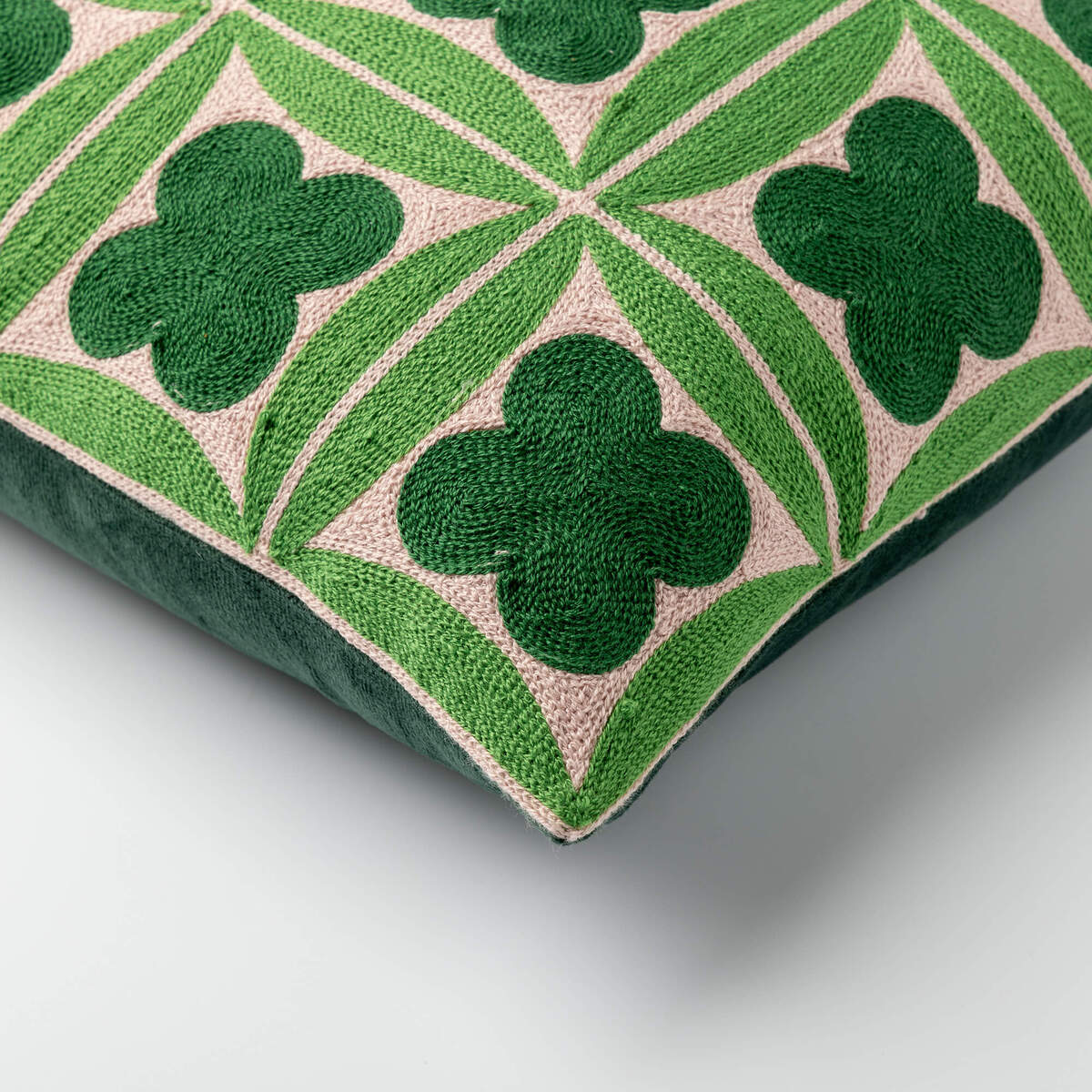 Dutch Decor sierkussen Clover - 30x50 cm Courtyard