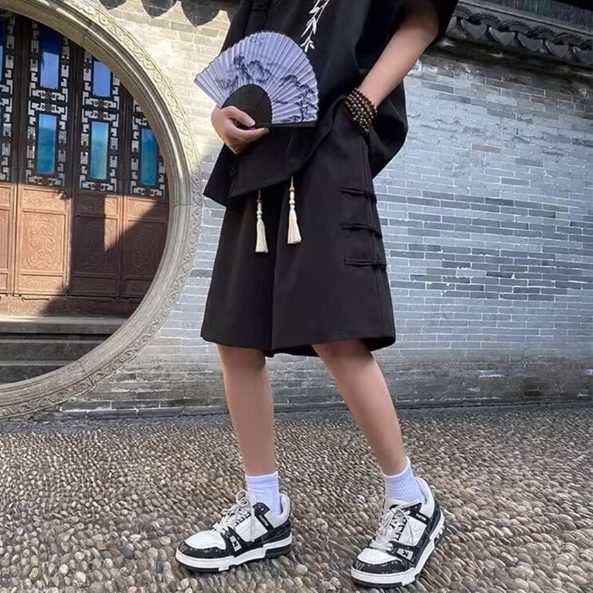 Cowpow - Mid Rise Plain Kikker-Knoop Shorts