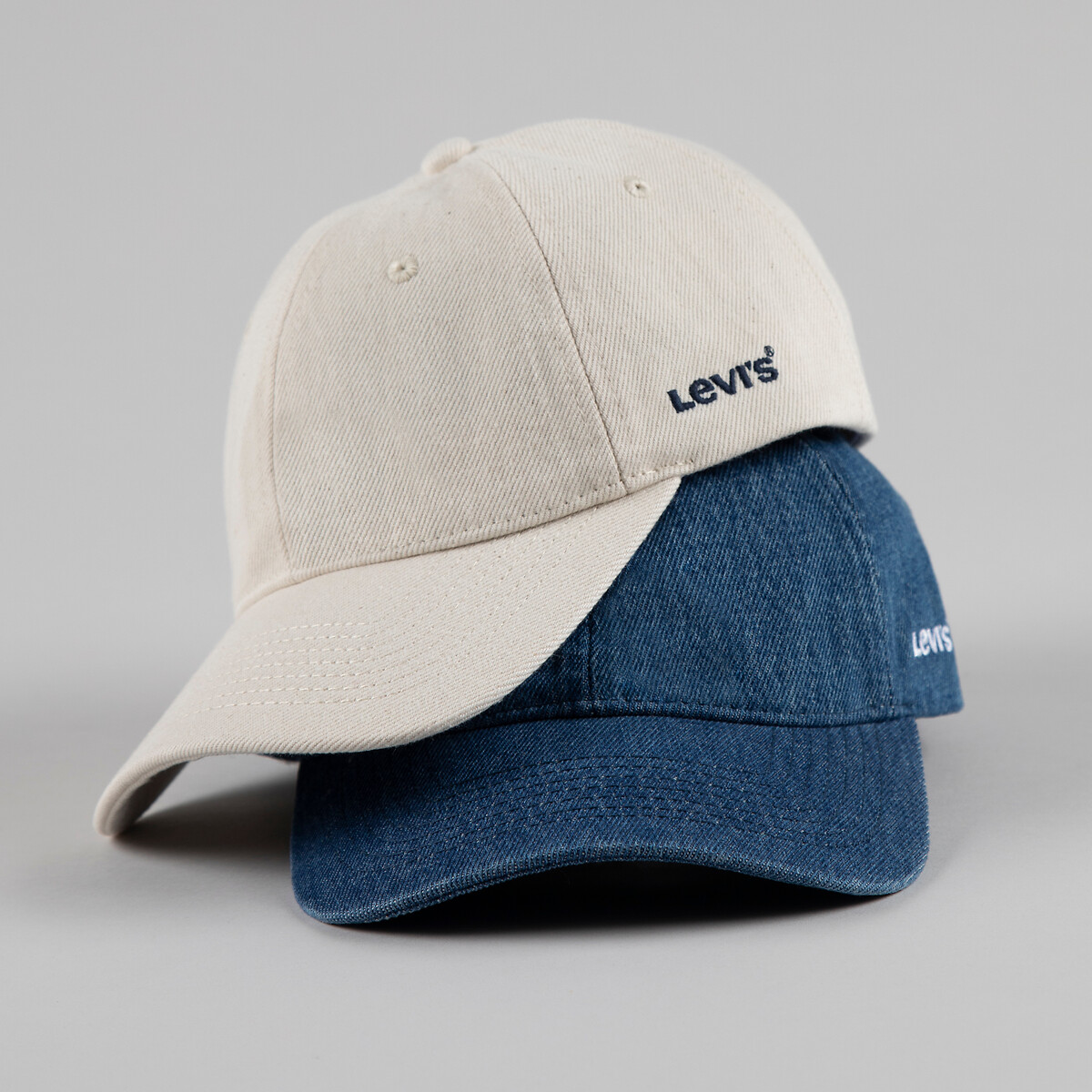 Levi's<br>Calça jeans essencial para animais de estimação