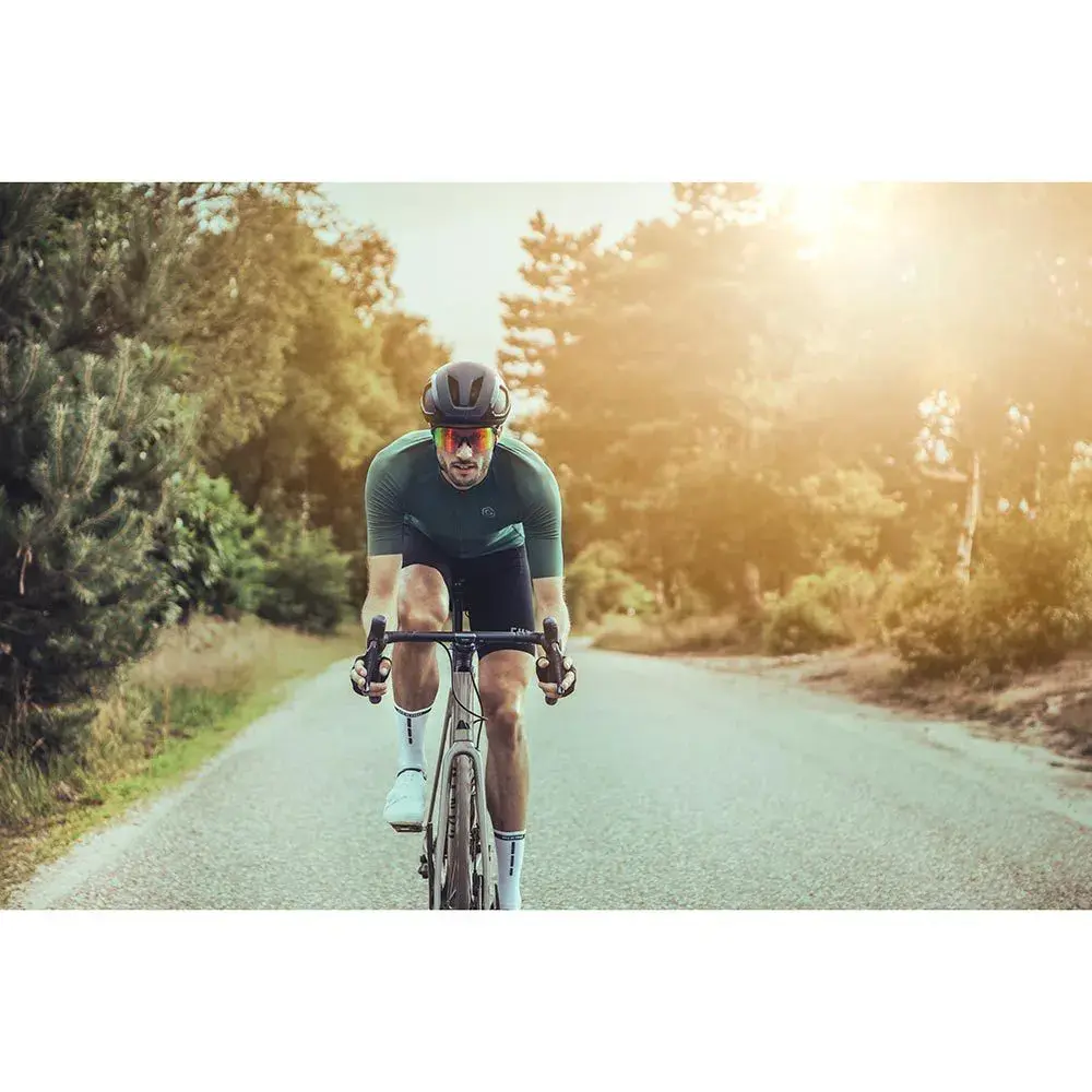 ppeeqq Model-I P R O Photochromic Fietsbril Mat Zwart met Rode Lens