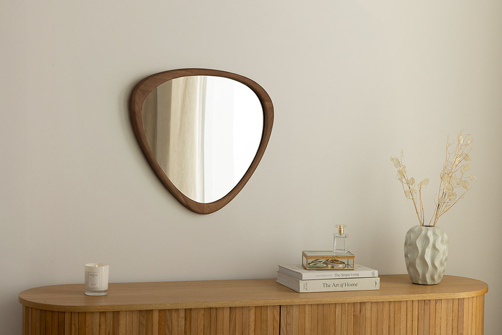 Massiver Wandspiegel ORGANIC 65cm braun Walnussholz-Design