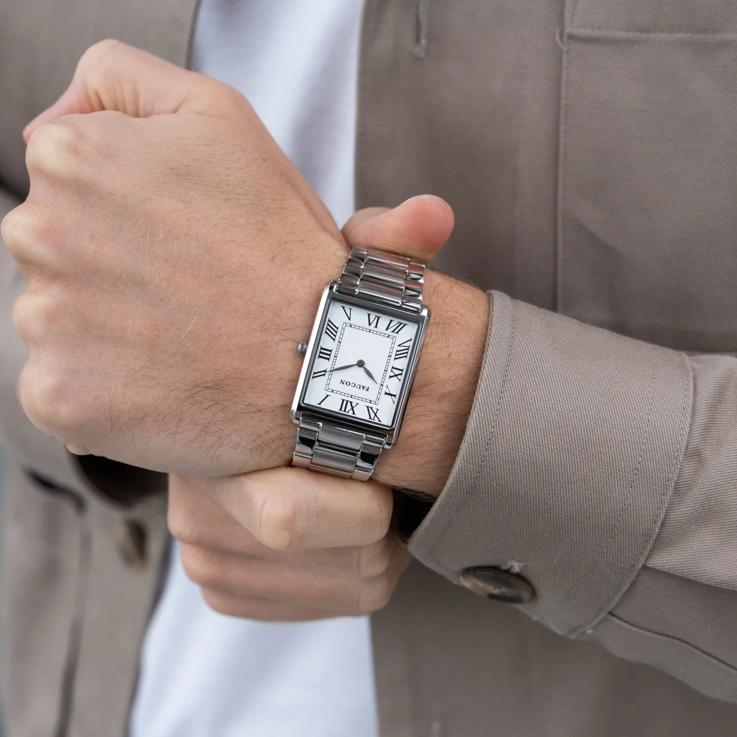 Faucon Carré F10037
