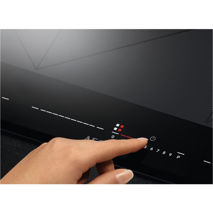 AEG Autarkes Induktions-Kochfeld Serie 8000 IKE86683XB