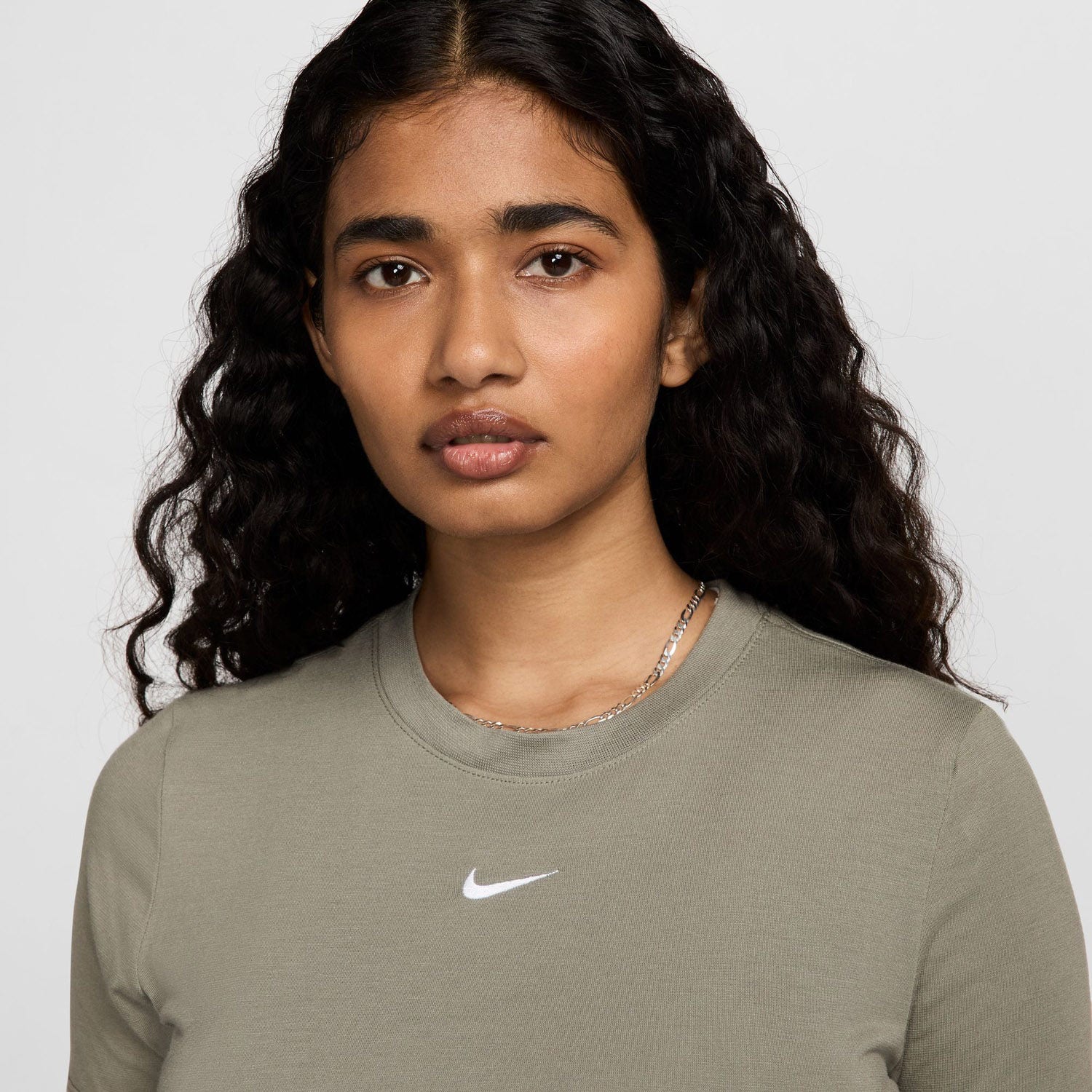 Nike  Sportswear Essential