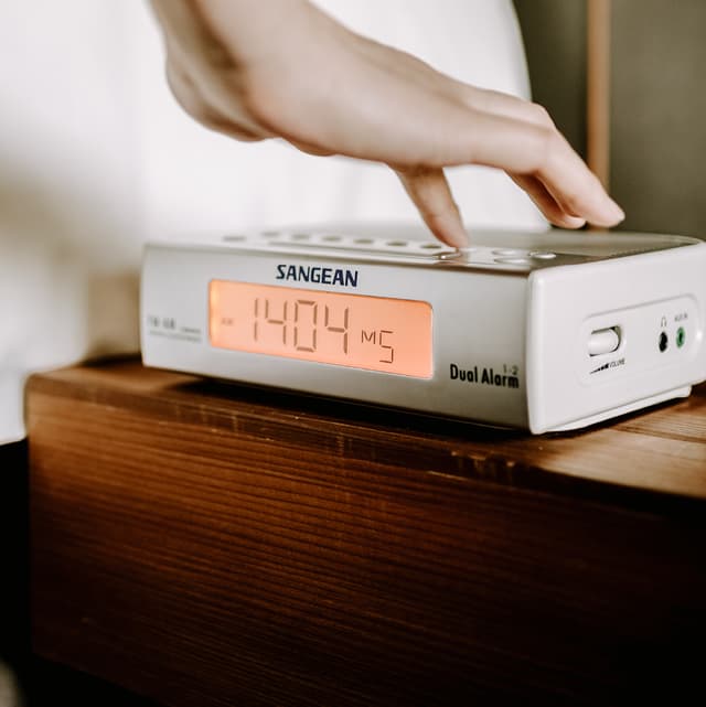 Radiovækkeur Sangean RCR-5 FM, AM (1018) Sølv, Hvid