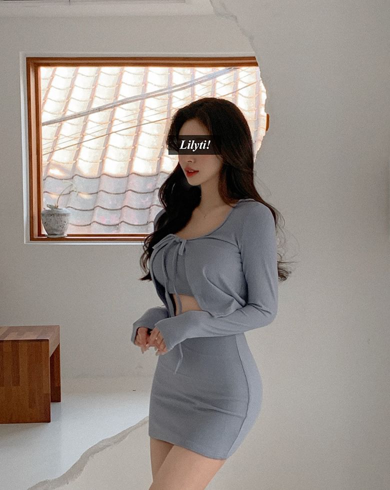 CUCURBIT - Set: Effen bikinitop + broekje + lange mouwen omslagdoek + rok