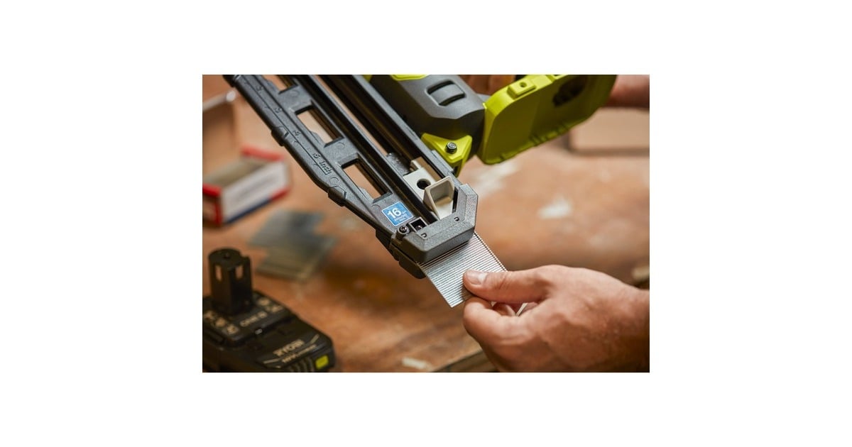 RyobiONE+ 18V Accu 16G Tacker R16GN18-0 spijkerpistool  (Groen/zwart, Accu en lader niet inbegrepen)