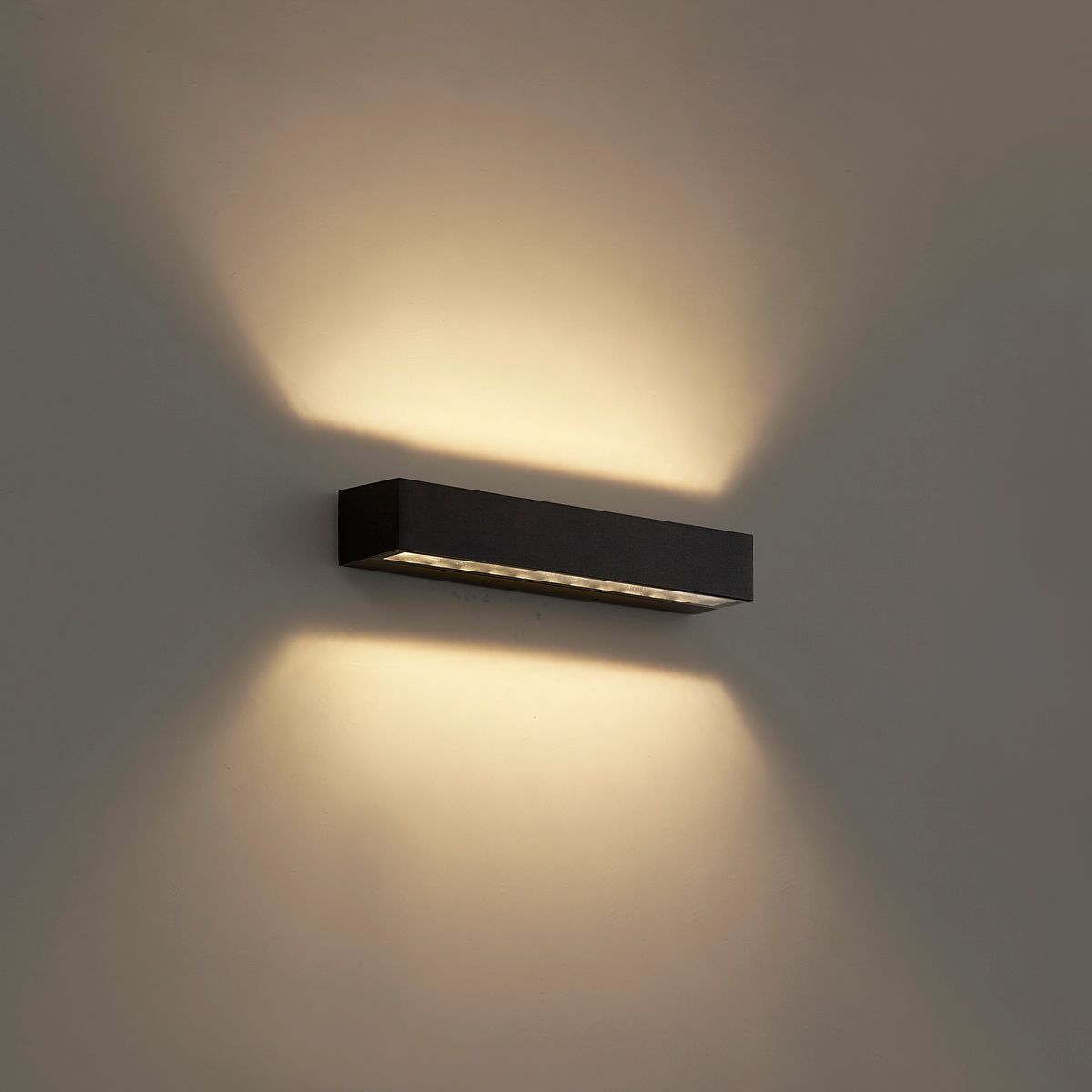 Industriële buiten wandlamp zwart 38cm incl. LED IP65 - Hannah