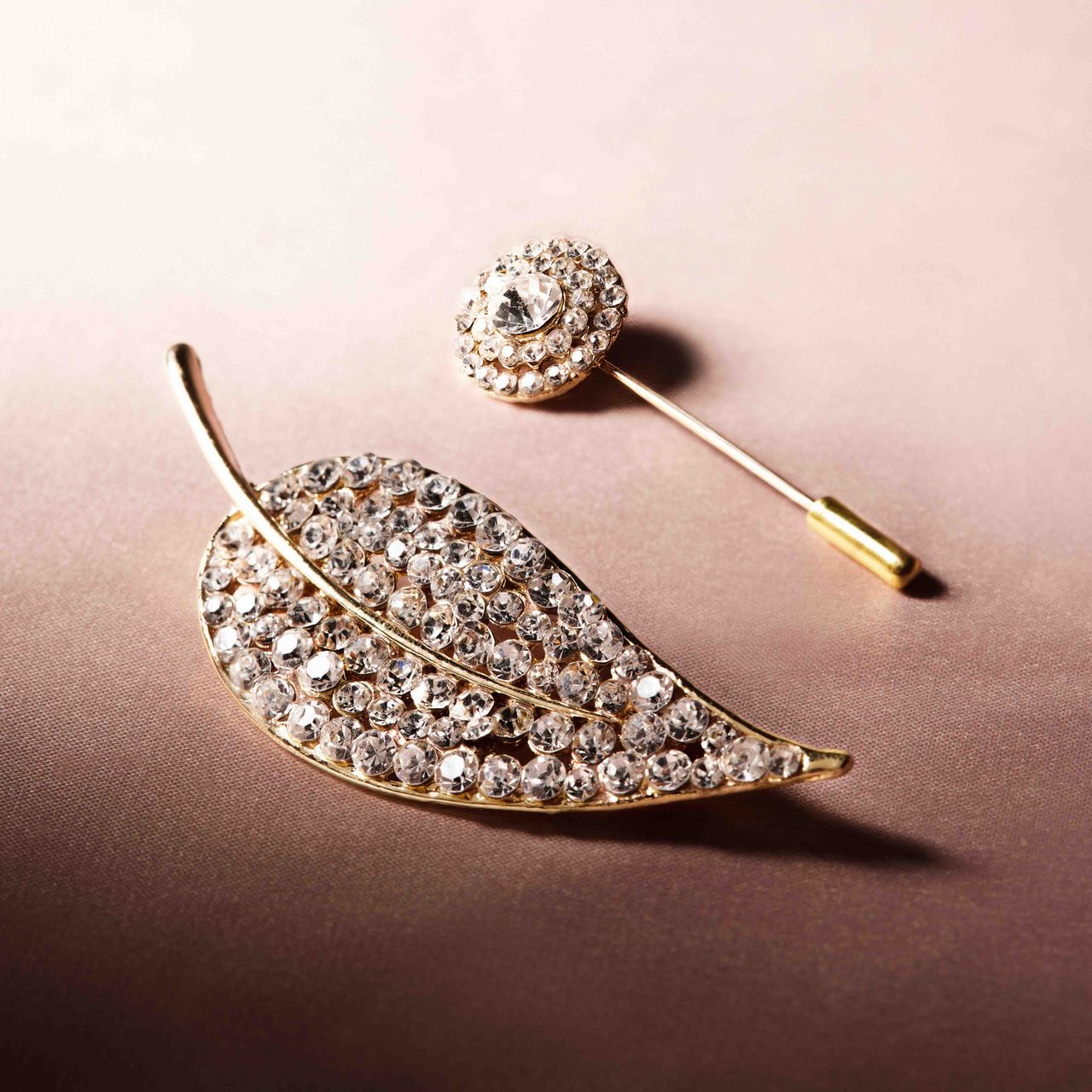 Goudkleurig bijoux broche blad