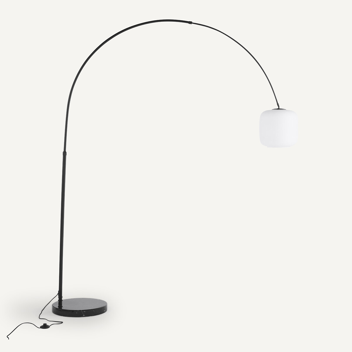 AM.PM<br>Luminária de chão curva, em opala e mármore, Elita