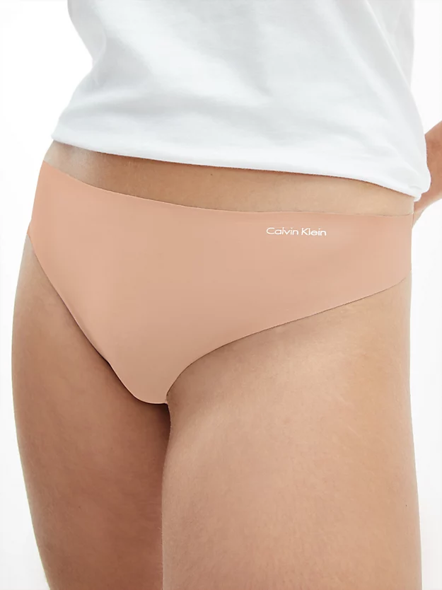 Tanga - Invisíveis