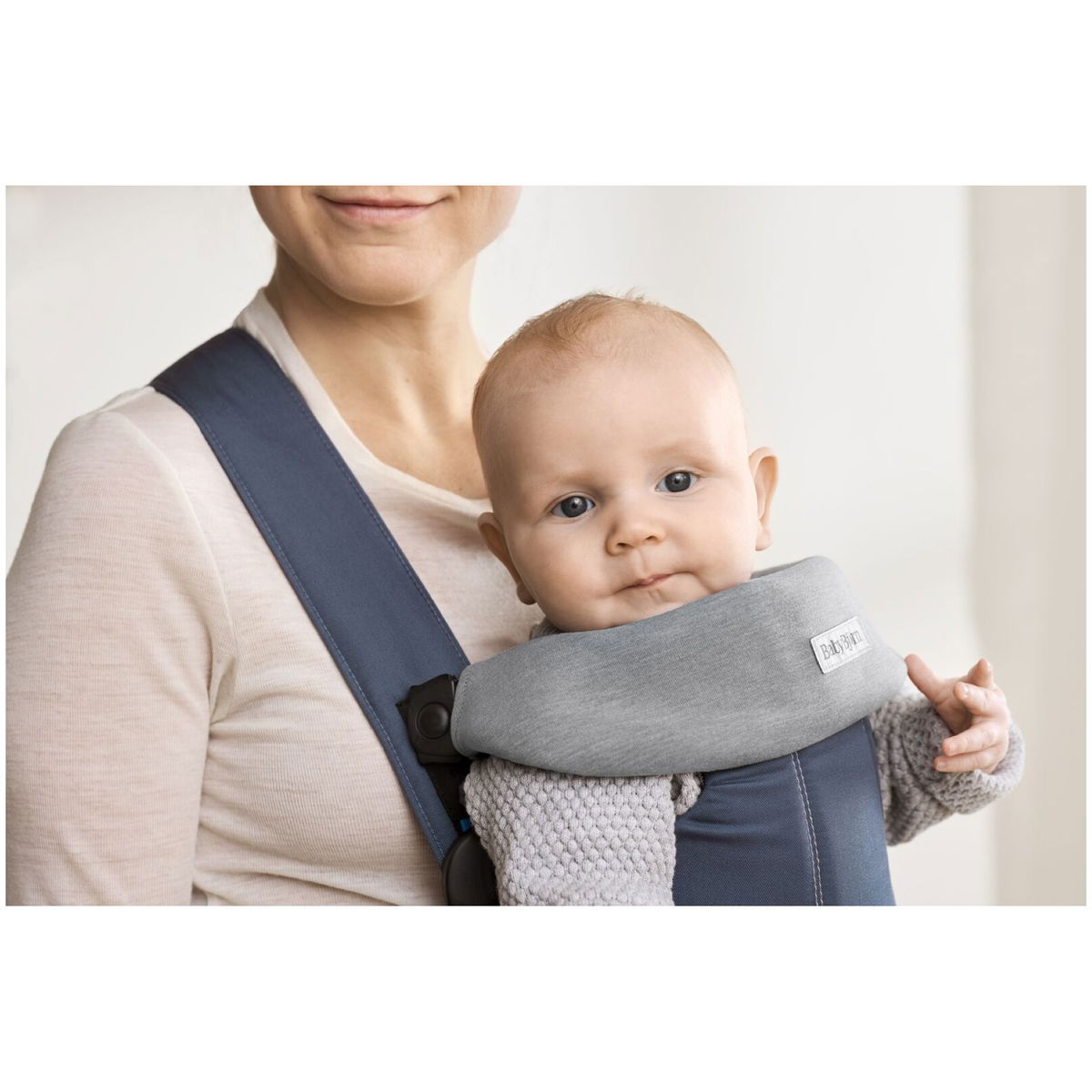 BabyBjörnBabyBjörn   Lätzchen Move und Mini hellgrau