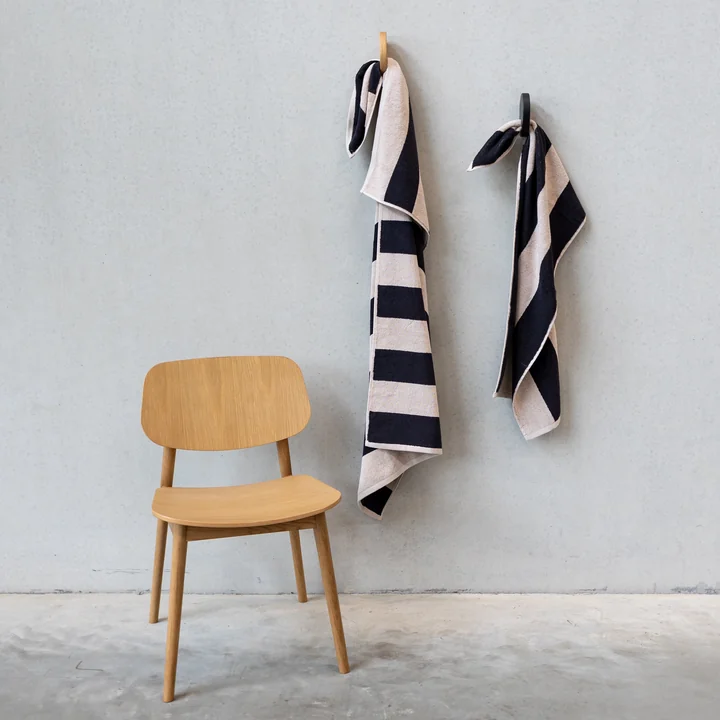 Studio Zondag - Baas Dining Chair Solid and Veneer, Nussbaum geölt