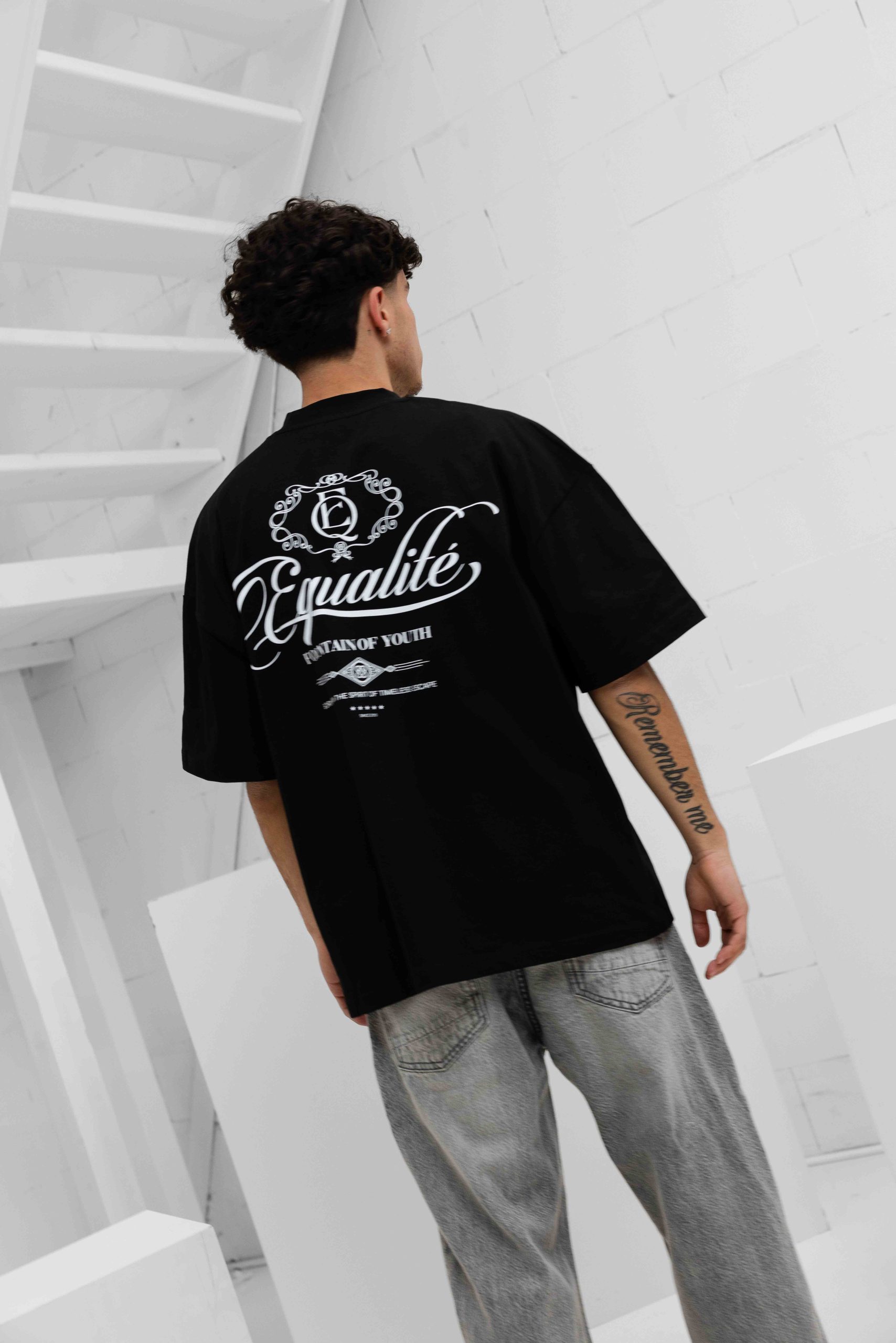 Equalité Yuki Boxy T-Shirt 2.0 Heren Zwart