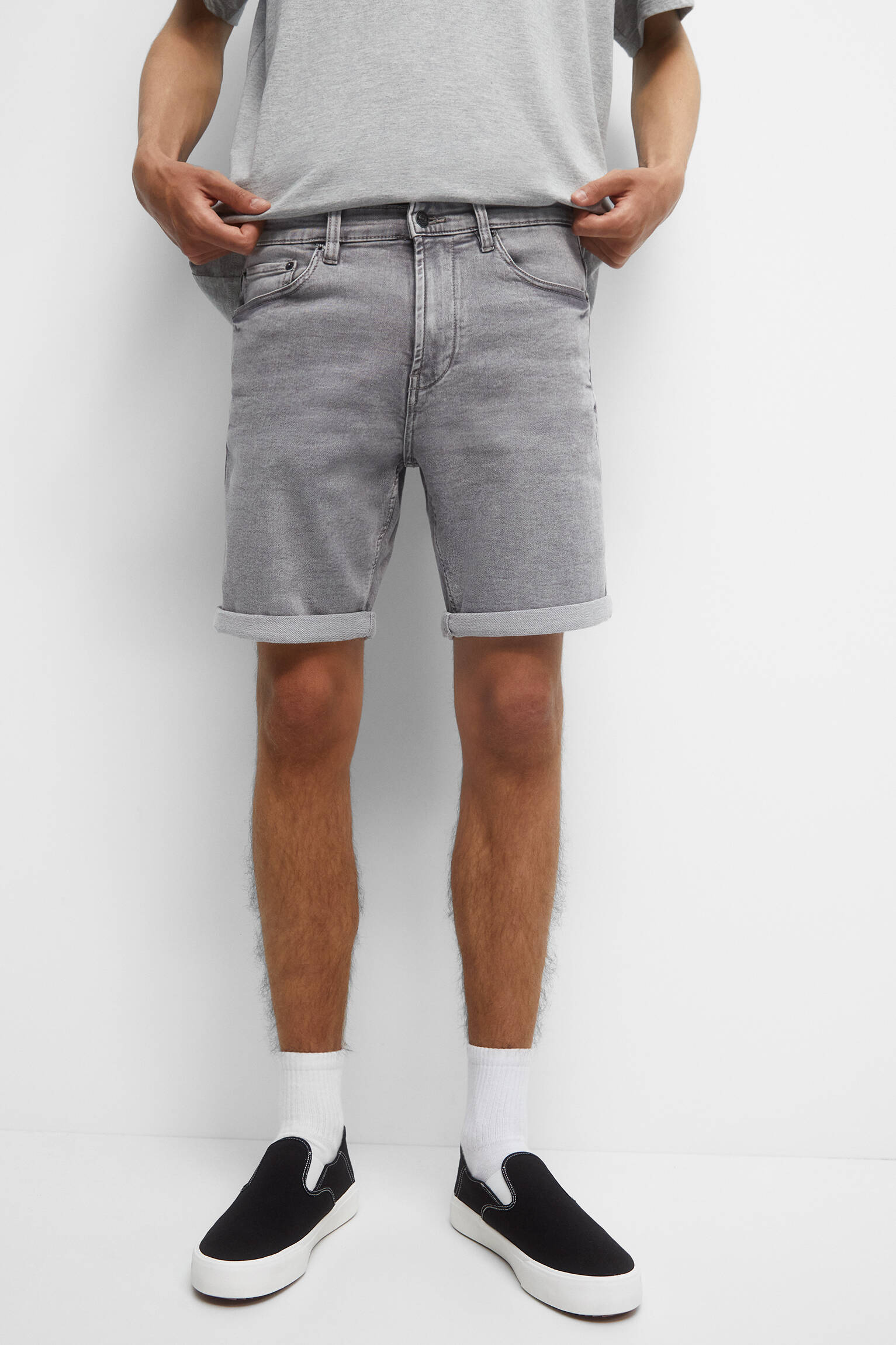 Bermuda jeans lavada - cinza
