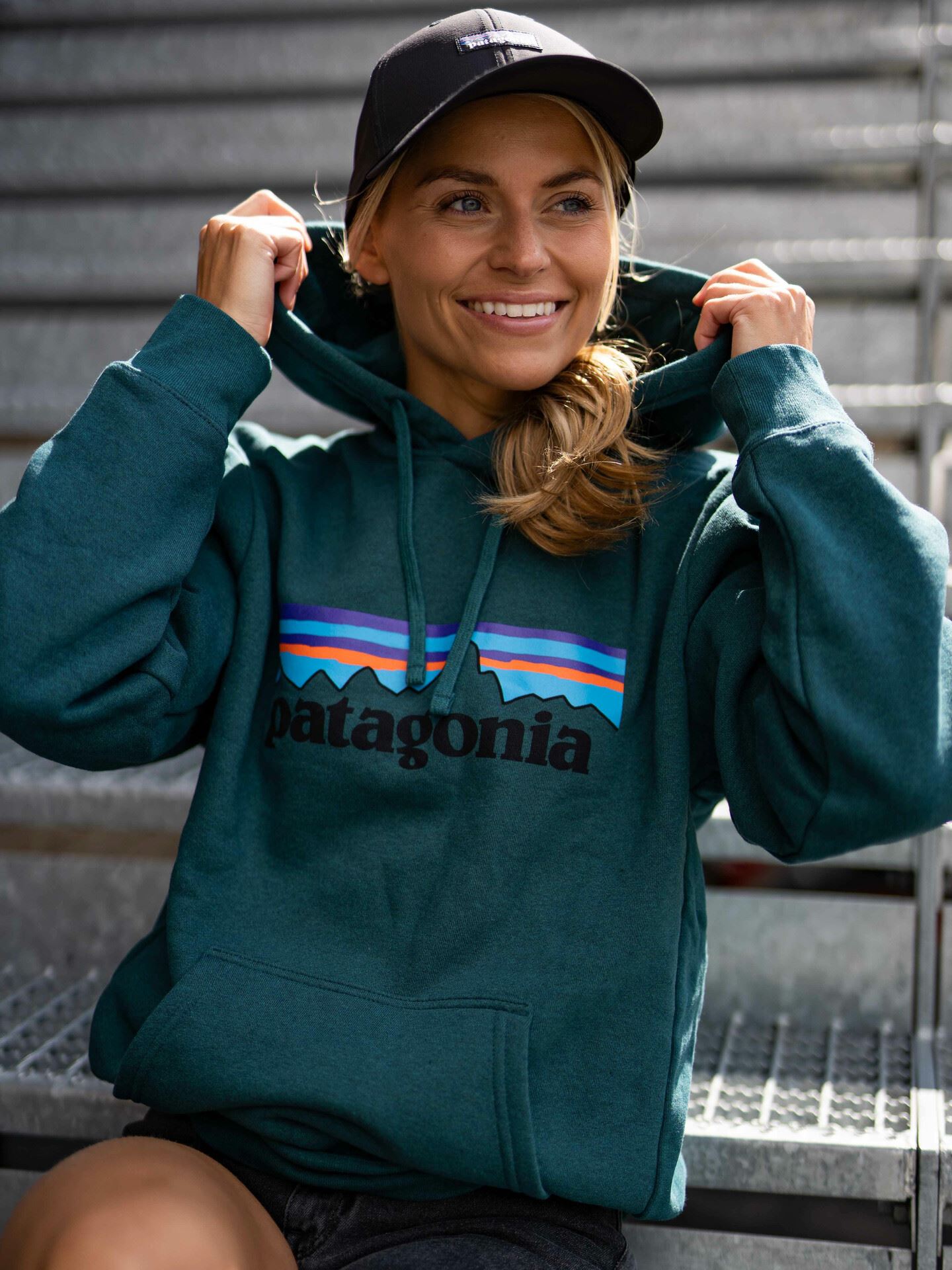 P-6 Logo Uprisal Hoody