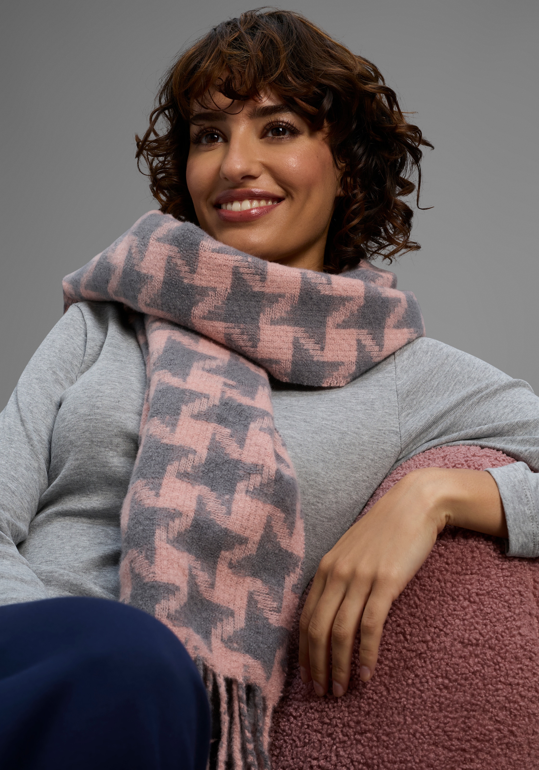 Laura Scott Modeschal , im tollen Stern-Design in verschiedenen Farben - NEW