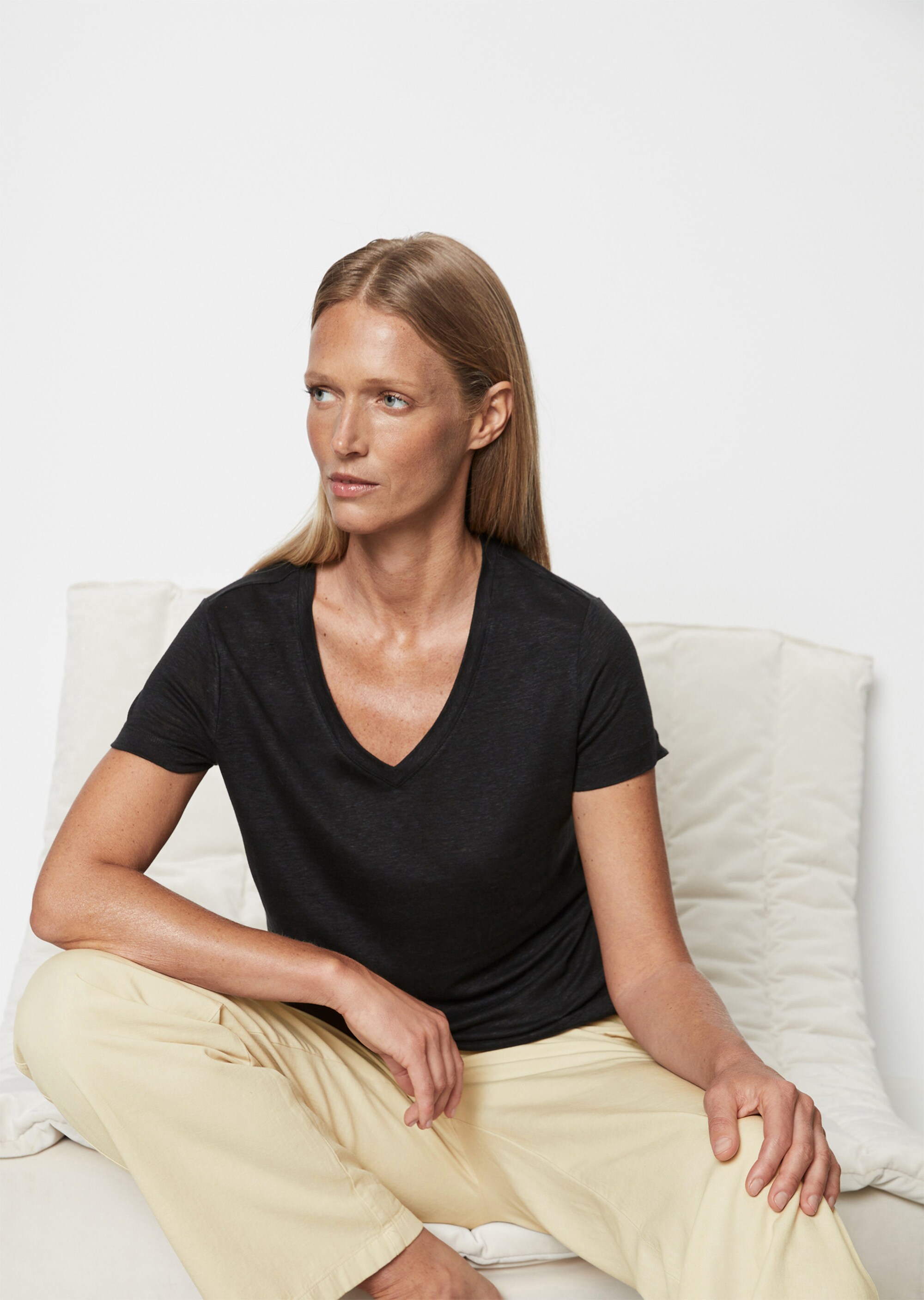 Leinen-V-Neck-T-Shirt regularaus hochwertiger Jersey-Qualität