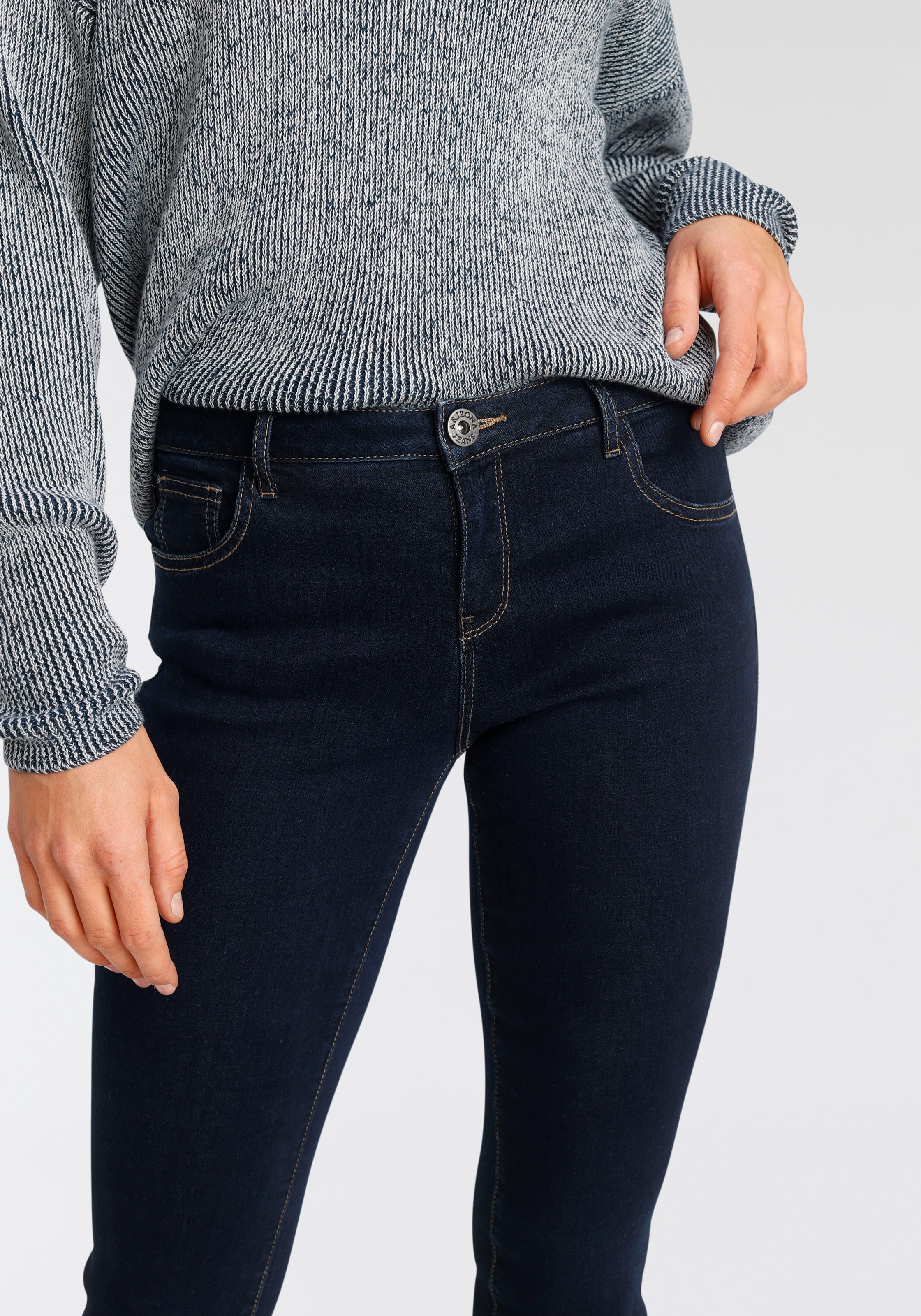 Arizona Bootcut-Jeans »Ultra-Stretch« normale Passform,  Baby-Bootcut,  Used-Look-Waschung