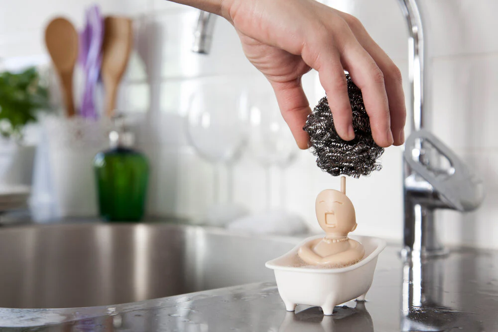 Peleg Design  Soap Opera holder til opvaskeskrubber - hvid