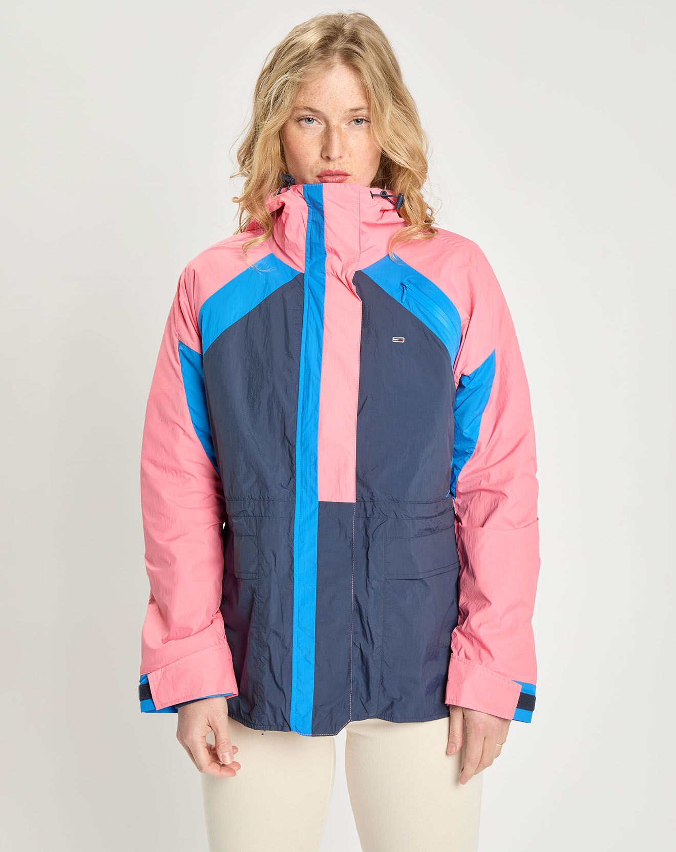 Tommy Jeans Veste coupe-vent déperlante Colorblock bleu/rose