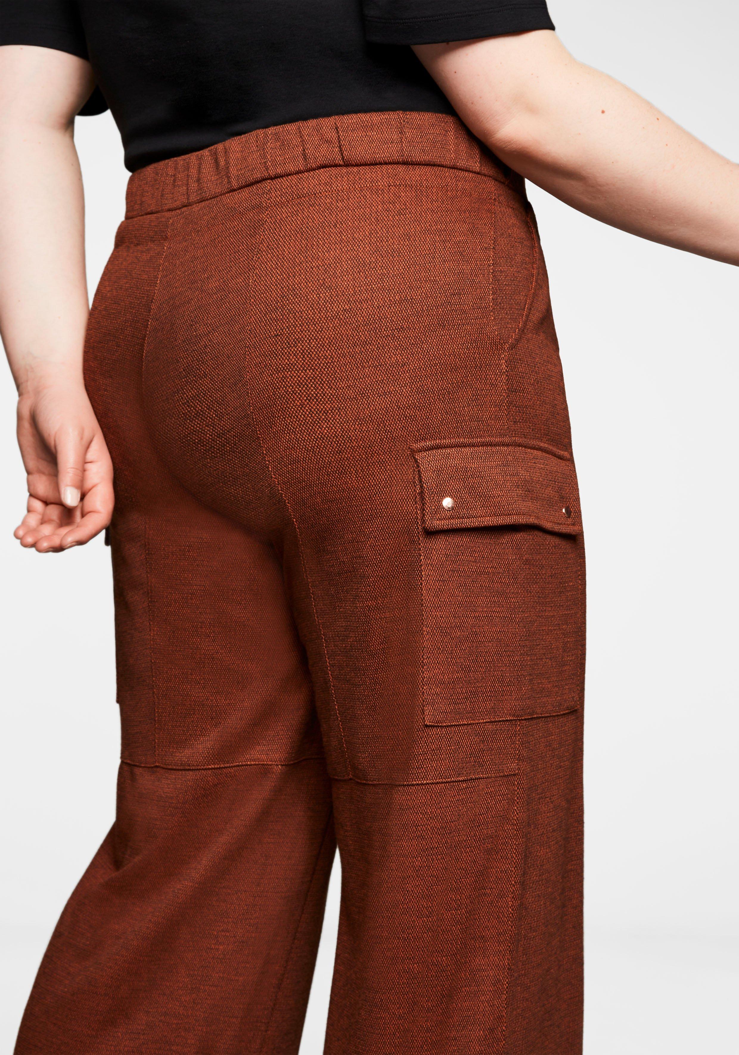 Weite Joggpants mit Cargotaschen aus Samt