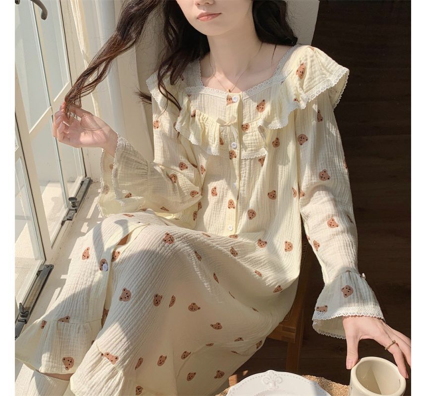 Gecko - Pyjamashirt / Broek / Pyjamajurk / Set met berenprint en kant