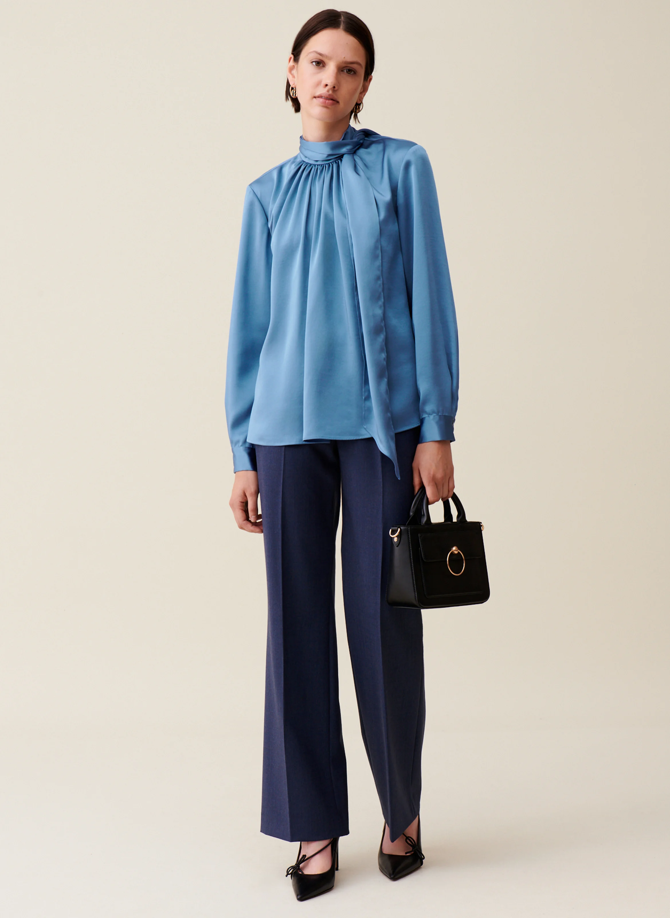 Blouse col lavallière| Bleu