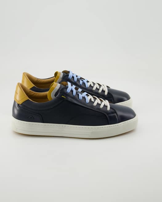 Ambitious Anopolis Sneaker in Blau