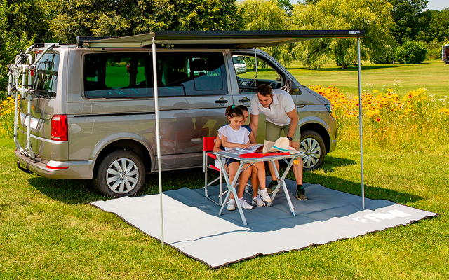 Fiamma F45s Wandmarkise 260 cm für VW T5 / T6 / Multivan / Transporter (Deep Black / Royal Grey)