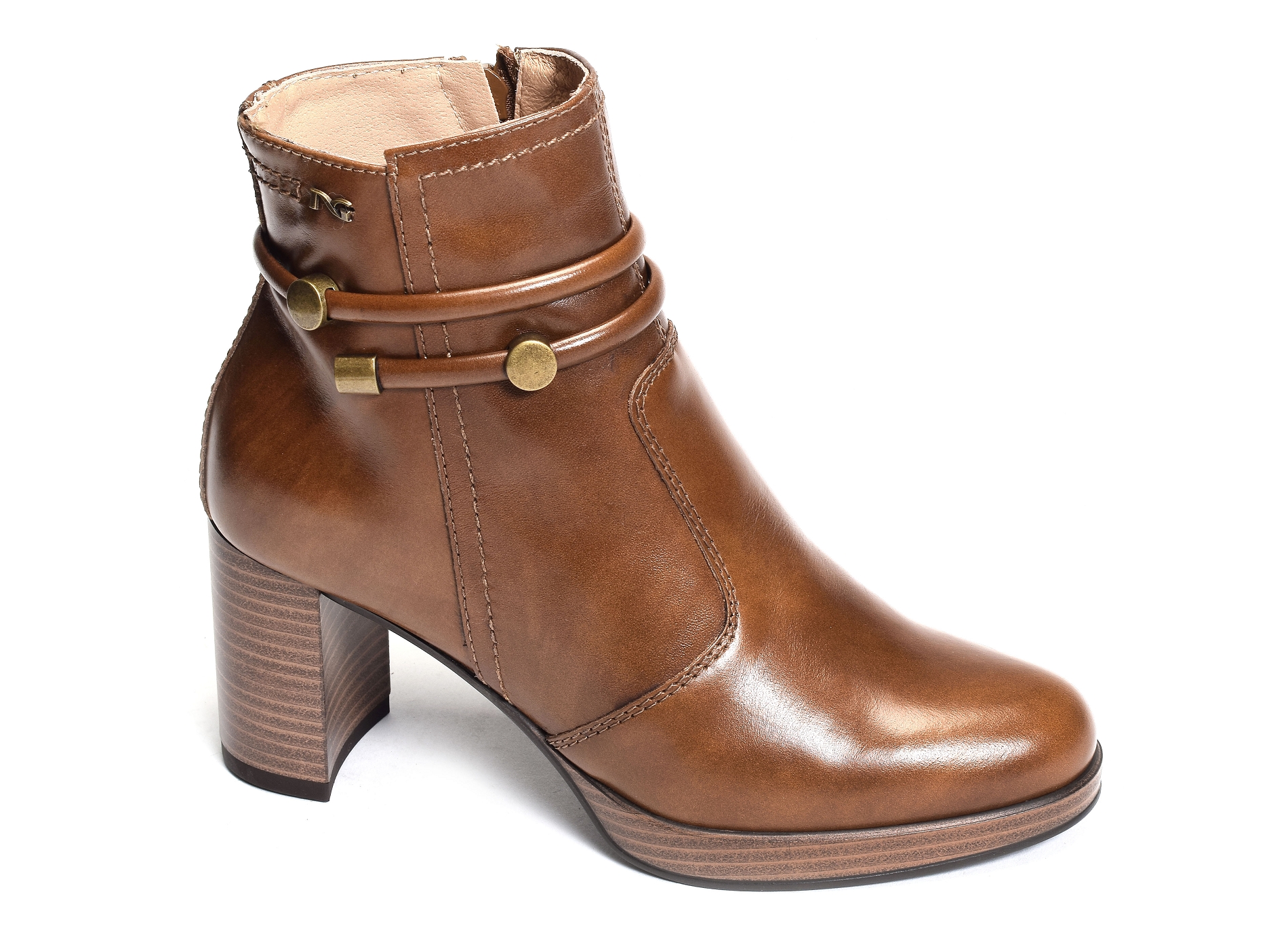 08246 camel