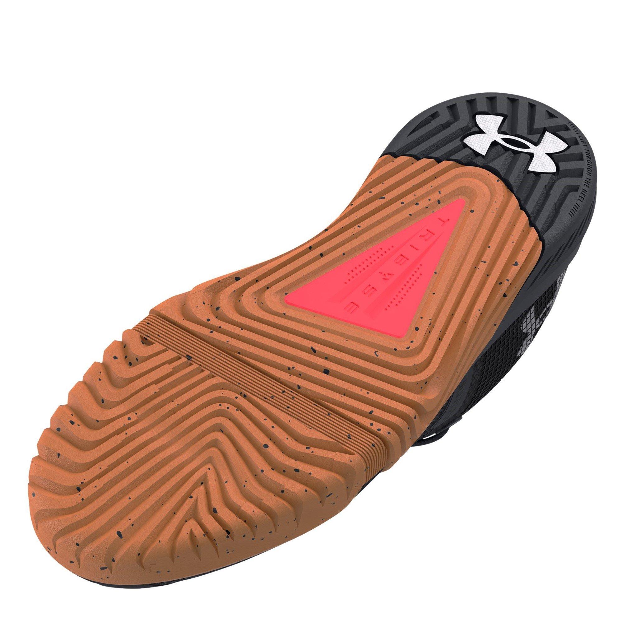 Under Armour UA TriBase Reign 6