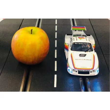Carrera DIGITAL 132 - Porsche Kremer 935 K3 