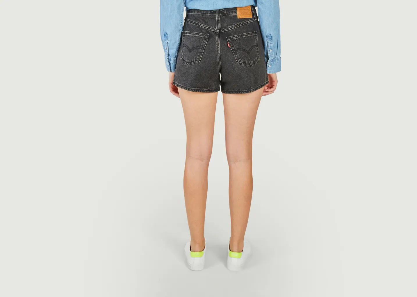 Short Mom 80's Levi's Red Tab