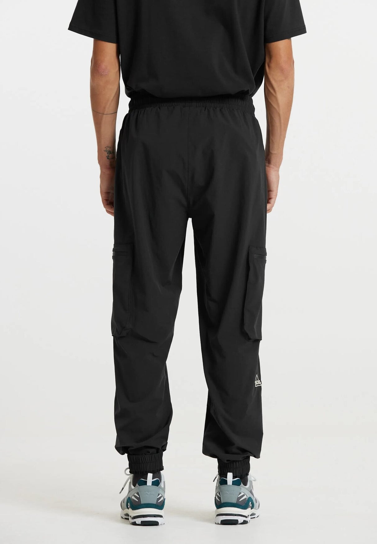 SOS<br>Salonga M Woven Pants