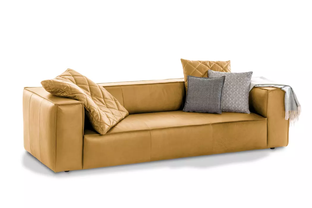 Sofa 18050 around-the-block