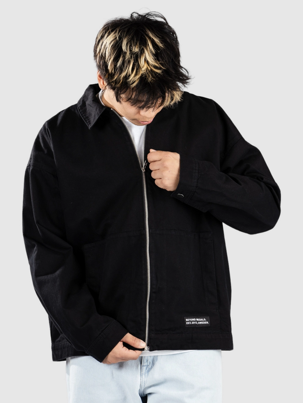 Beyond Medals Twill Jacket black