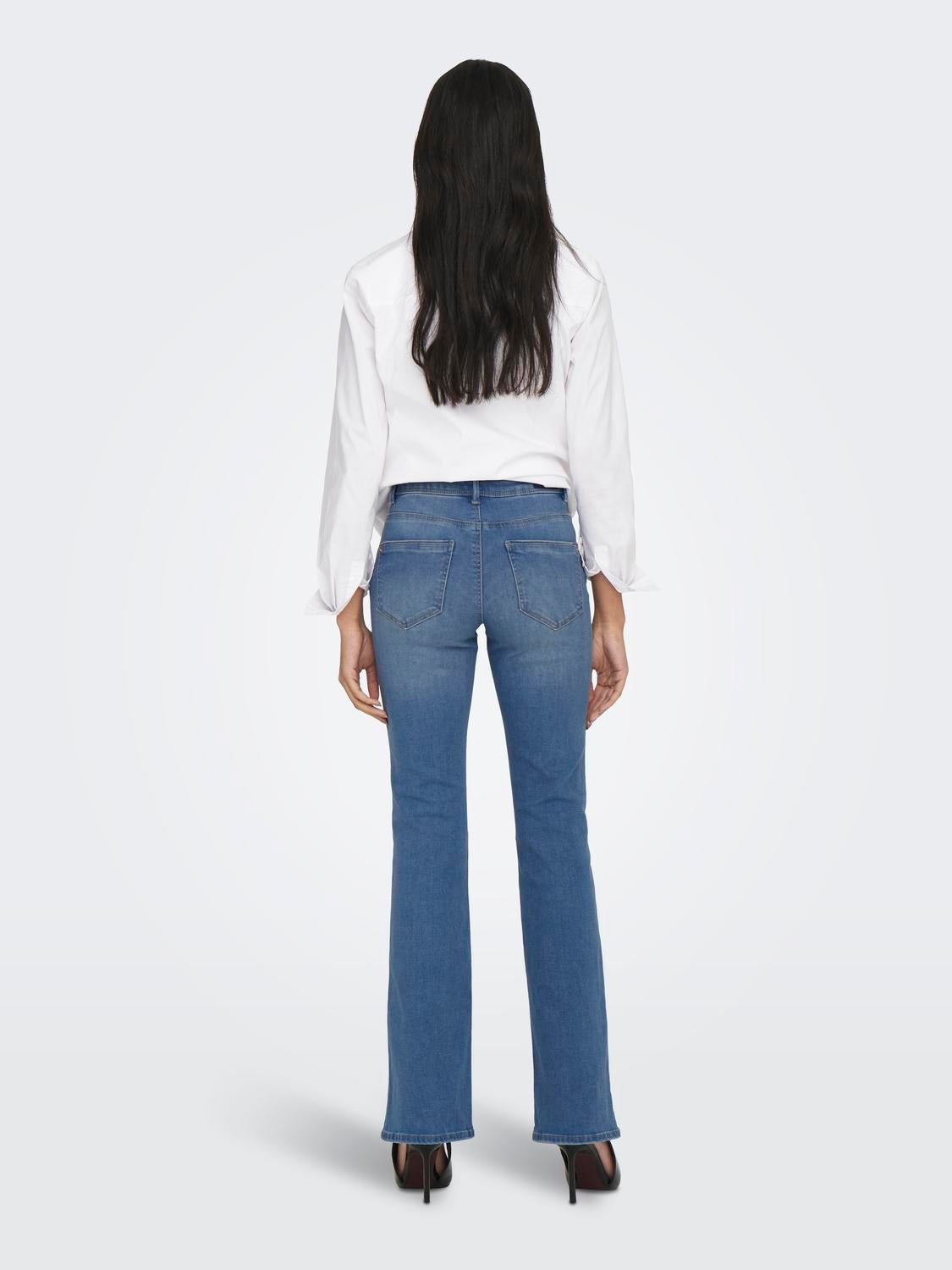 ONLWAUW Hohe Taille Ausgestellt Jeans Light Medium Blue Denim