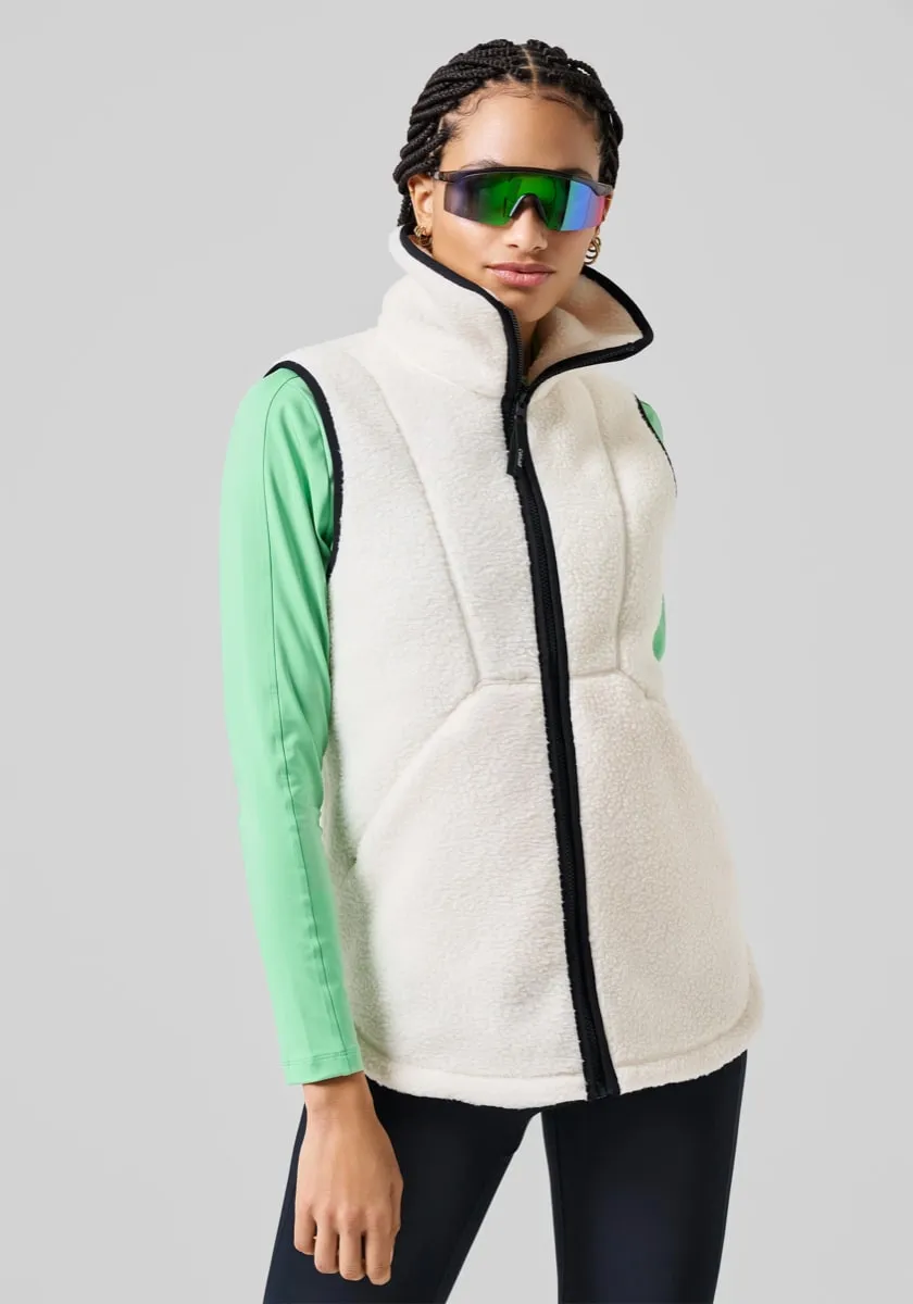 Casall High Collar Pile Vest Off White