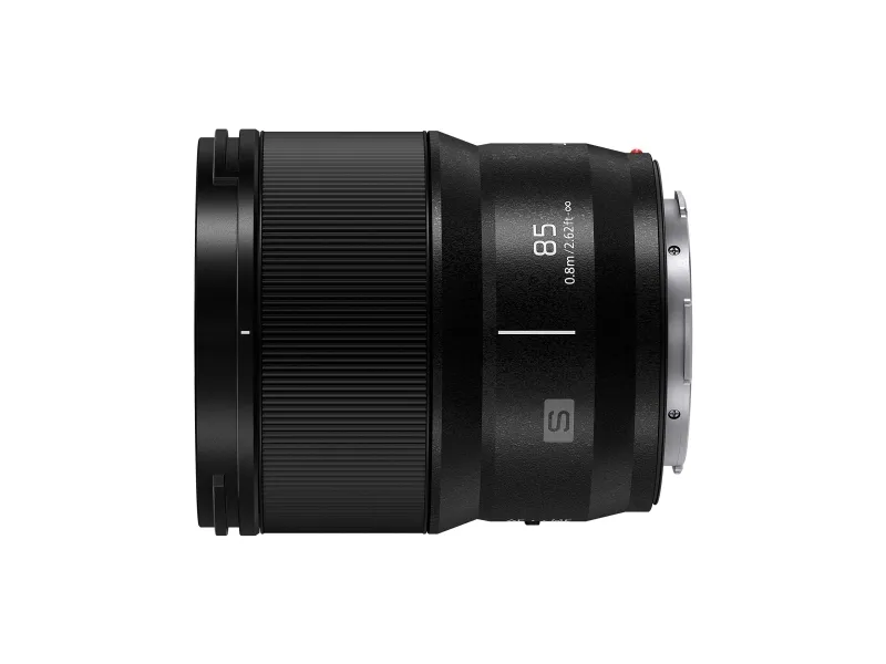 Panasonic Lumix S S-S85E - Telefoto objektiv - 85 mm - f/1.8 - L-Mount - for Leica SL2, SL2-S; Leica CL; Panasonic Lumix DC-BS1H, S1, S1R, S1H, S5, S5M2, S5M2X; Sigma fp, fp L