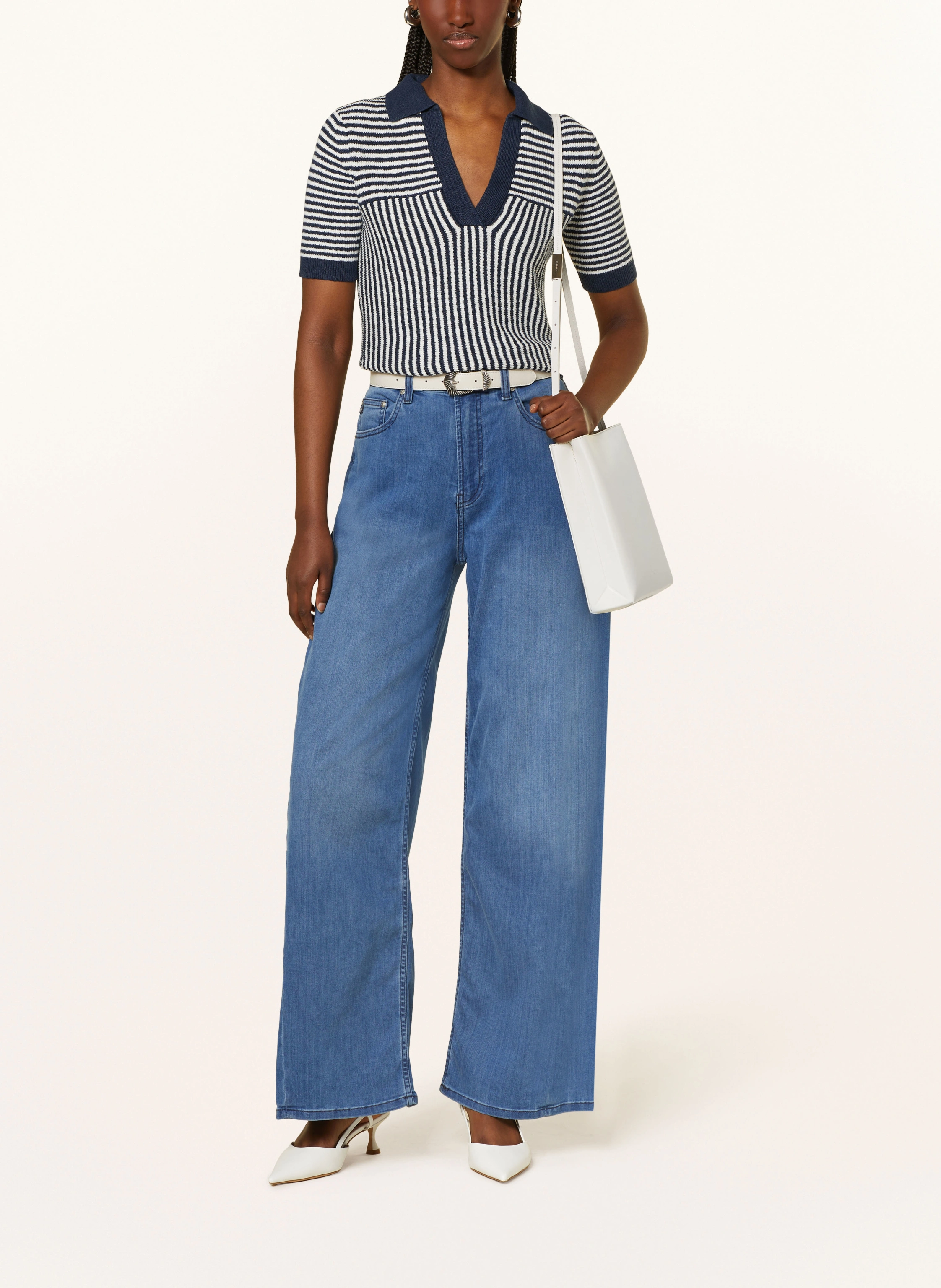 AG Jeans Flared Jeans