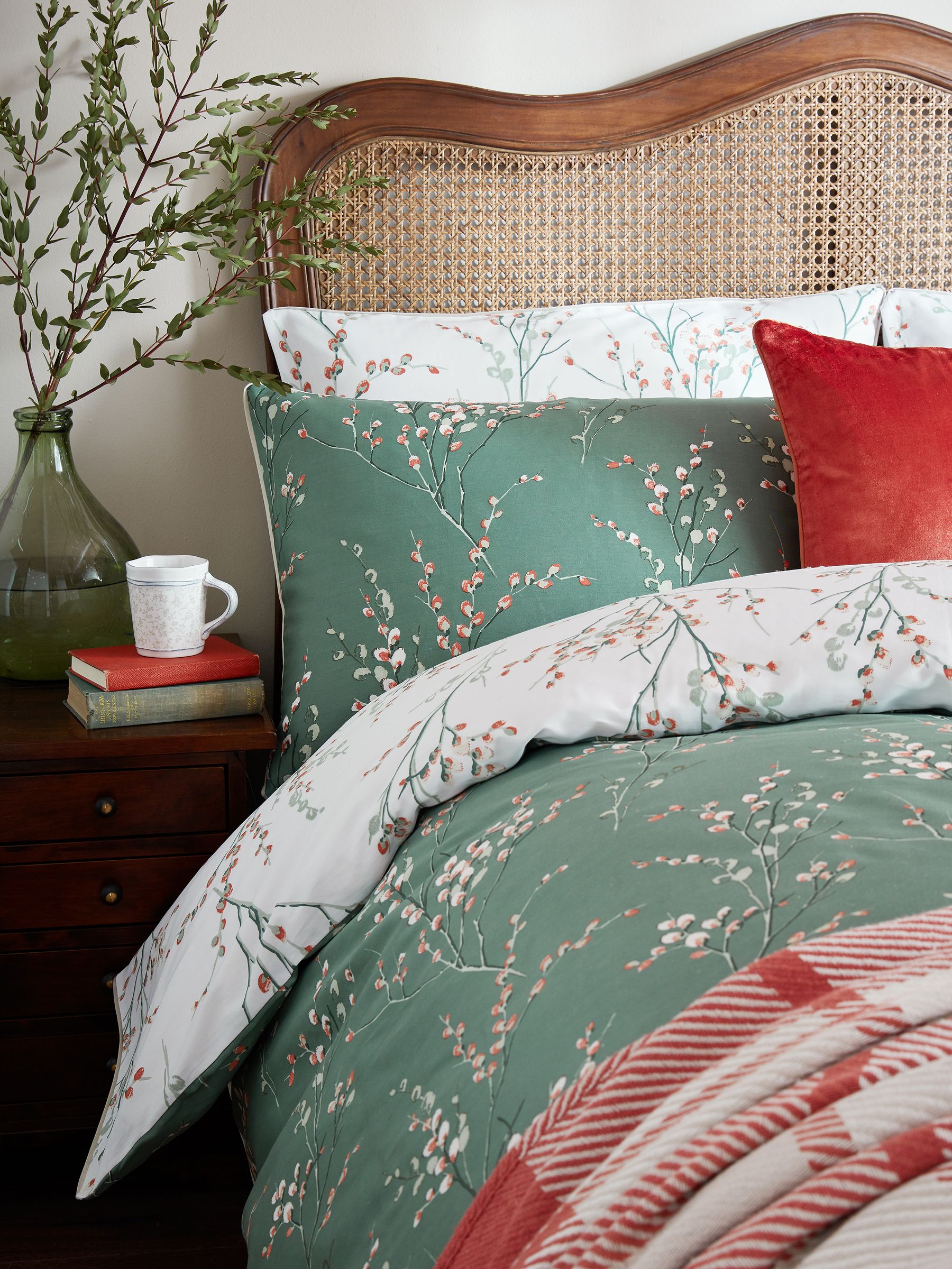 Laura Ashley 100% Cotton Sateen 200 Thread Count Pussy Willow Duvet Cover and Pillowcase Set