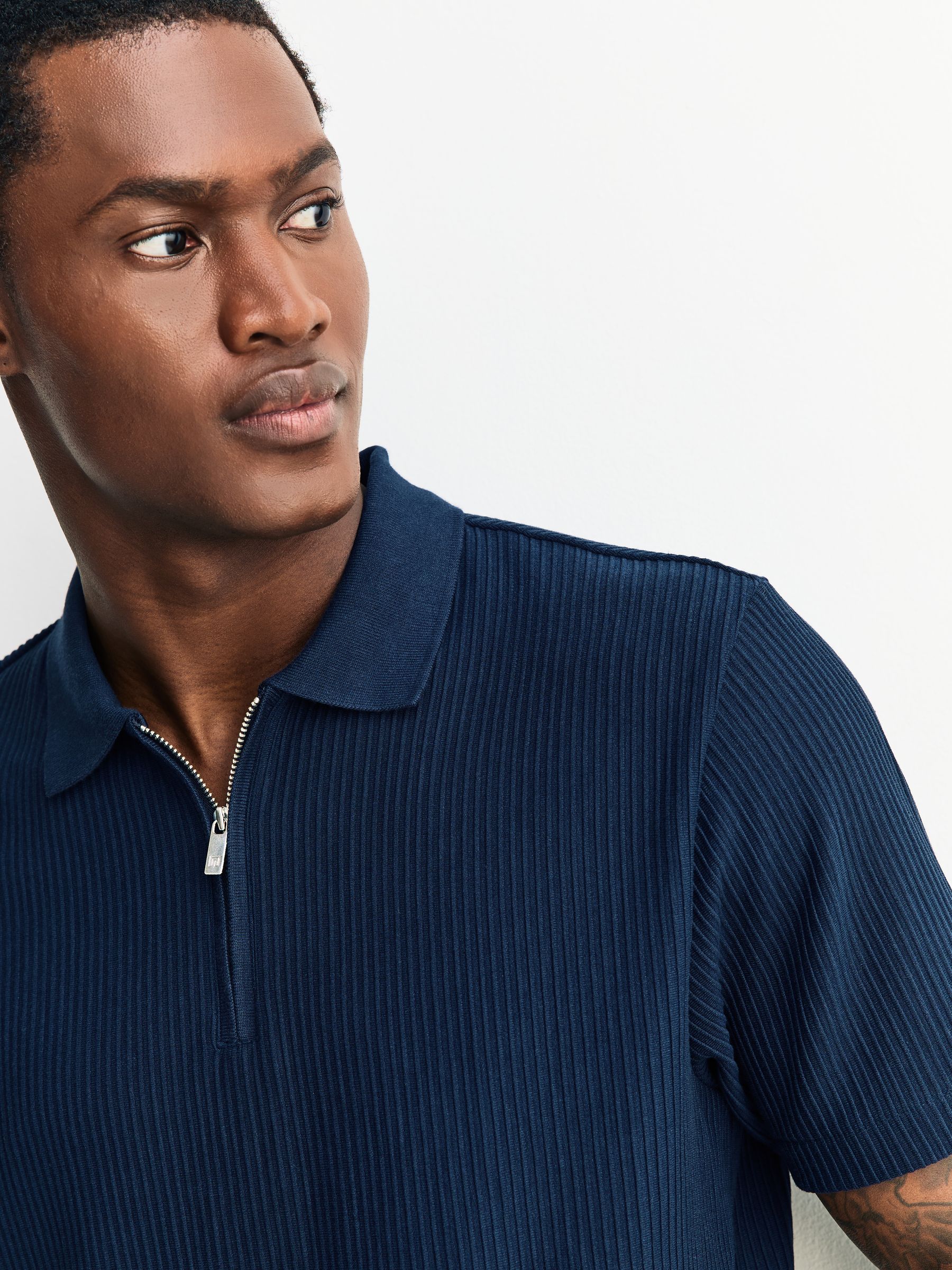 Donkerblauw - Smart poloshirt met textuur en rits