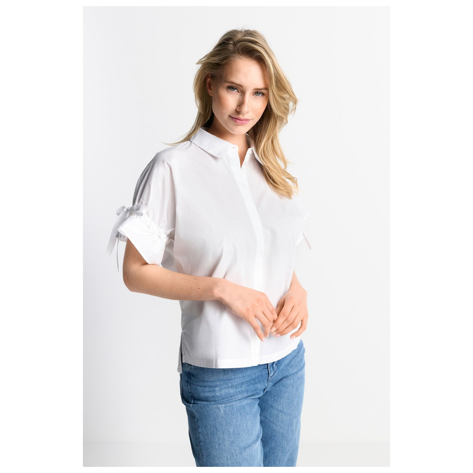 Rich & Royal Blouse with details sustainabl