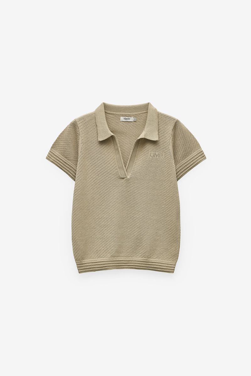 POLO EM MALHA COM TEXTURA