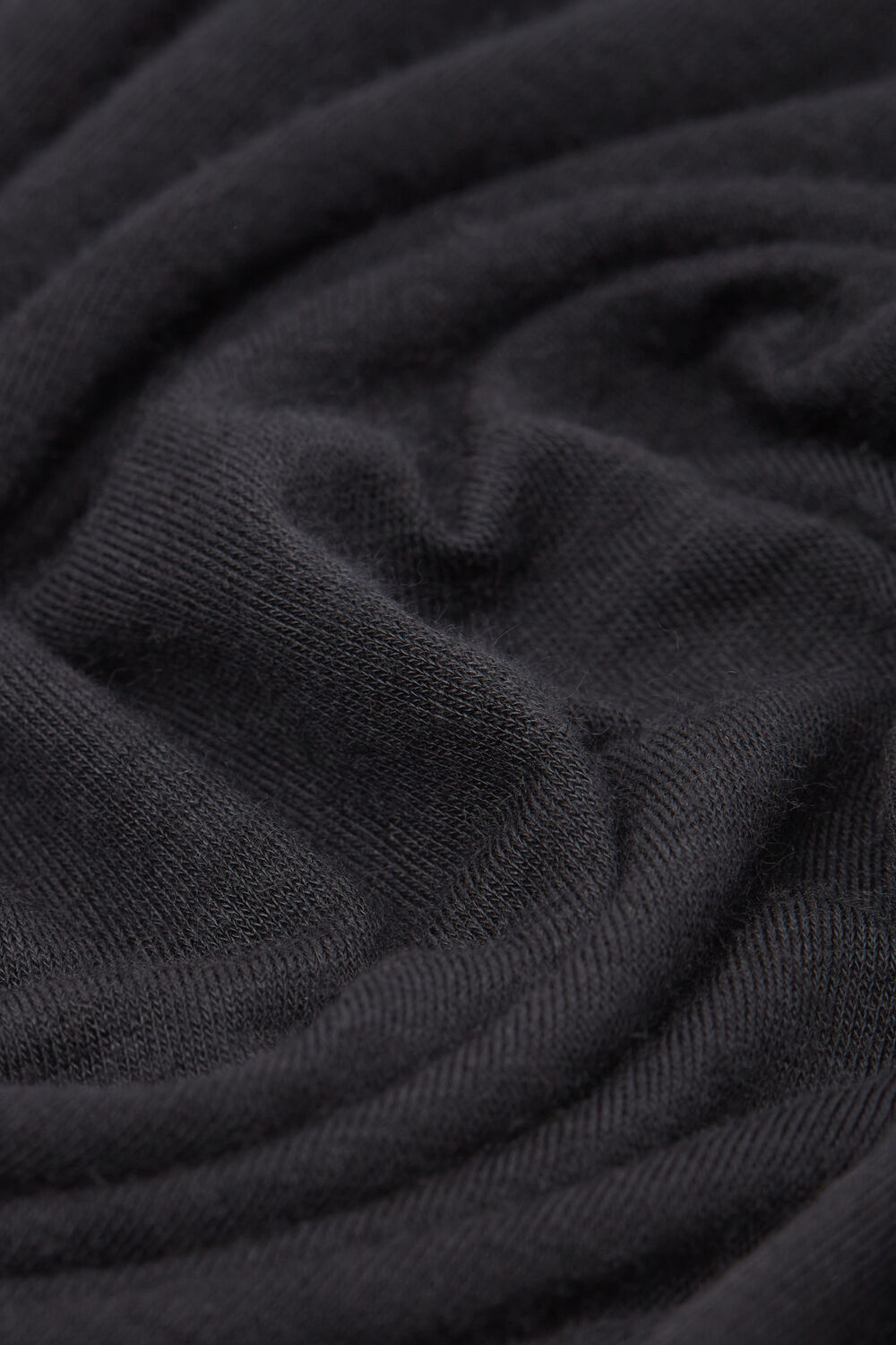 Blusa ultraleve de ombros largos em modal e cashmere