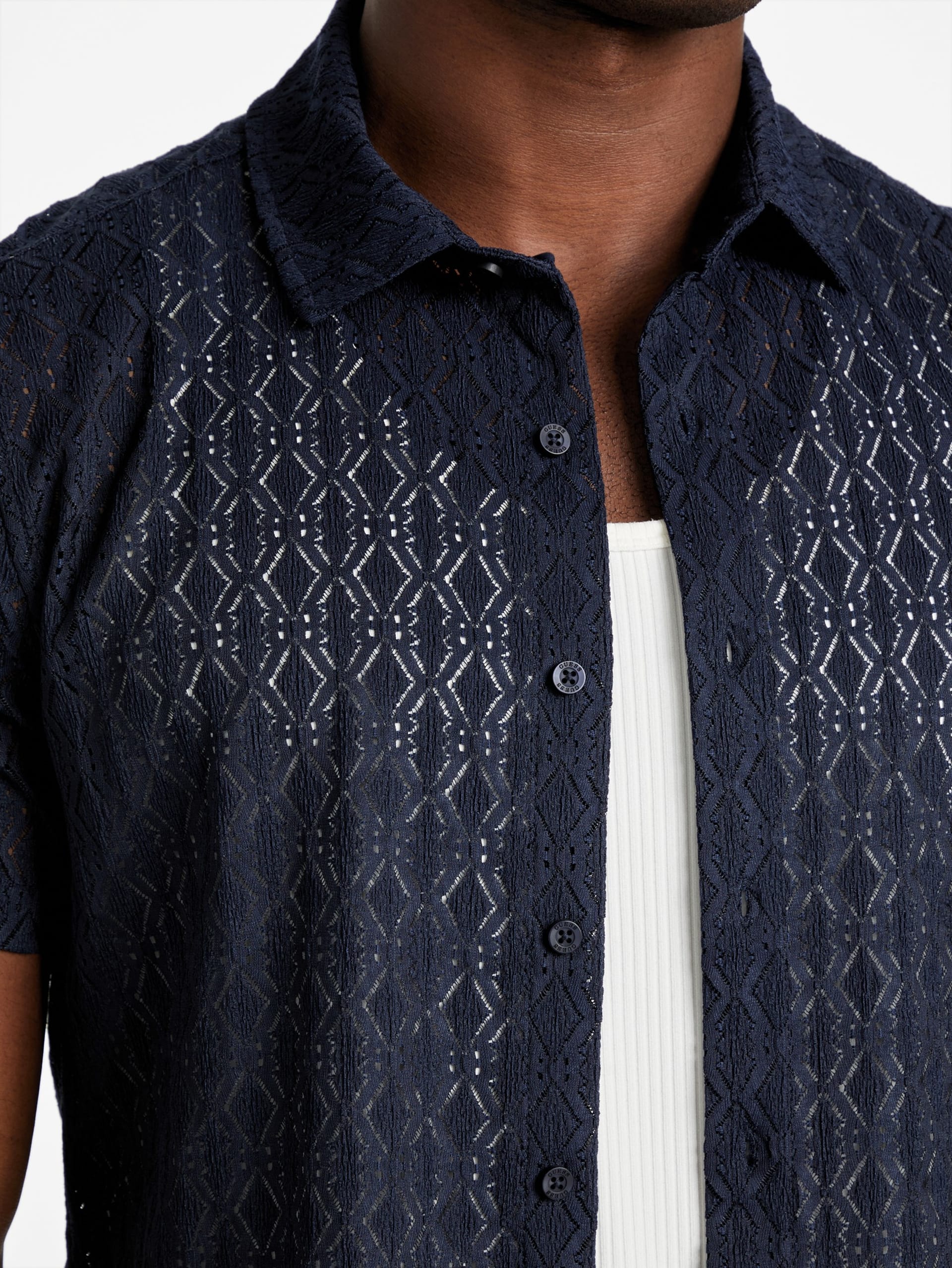 Camisa Reeves Perfurada