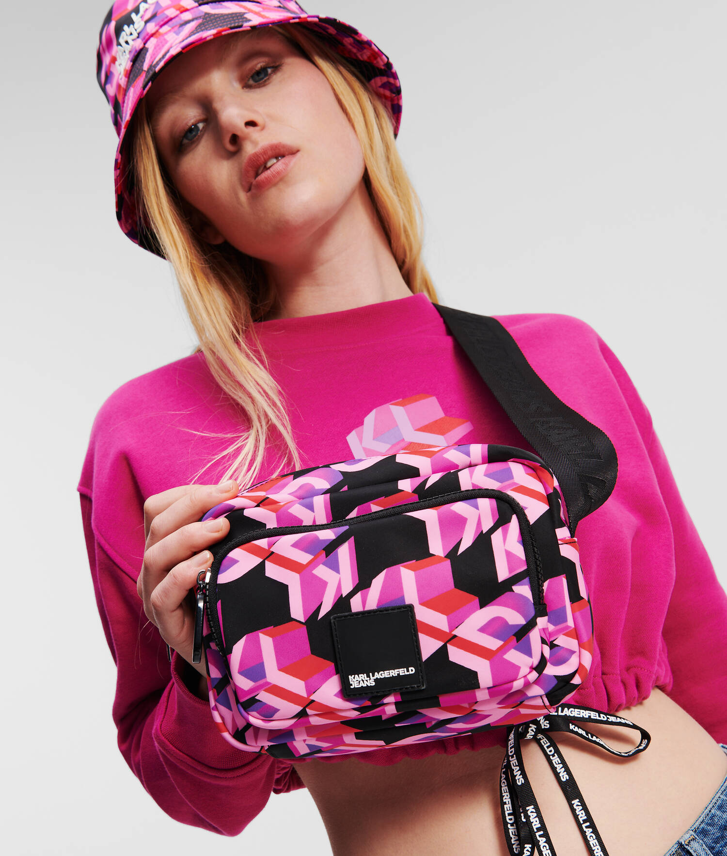 SAC BANDOULIÈRE EN NYLON URBAIN KLJ MONOGRAM