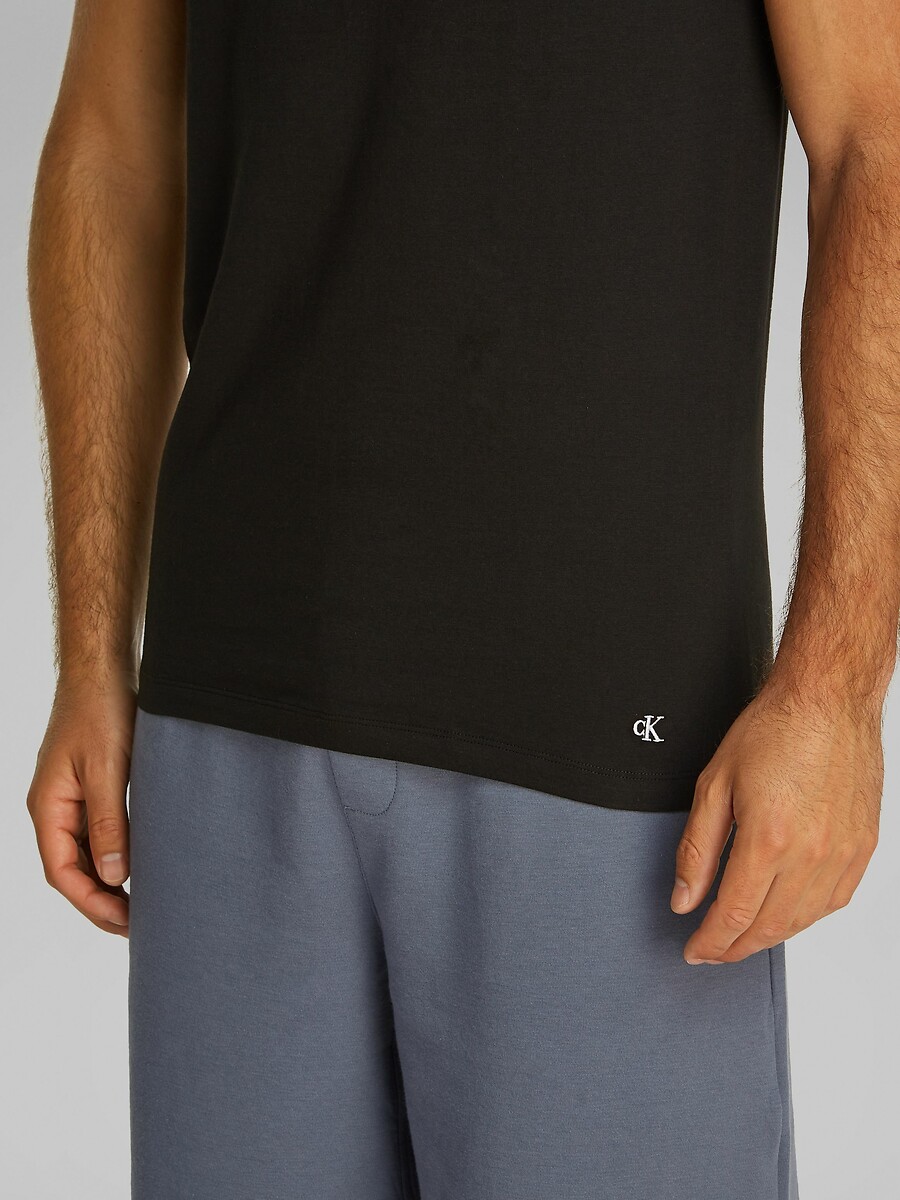 CALVIN KLEIN ROUPA ÍNTIMA<br>Conjunto de 3 camisetas de gola redonda