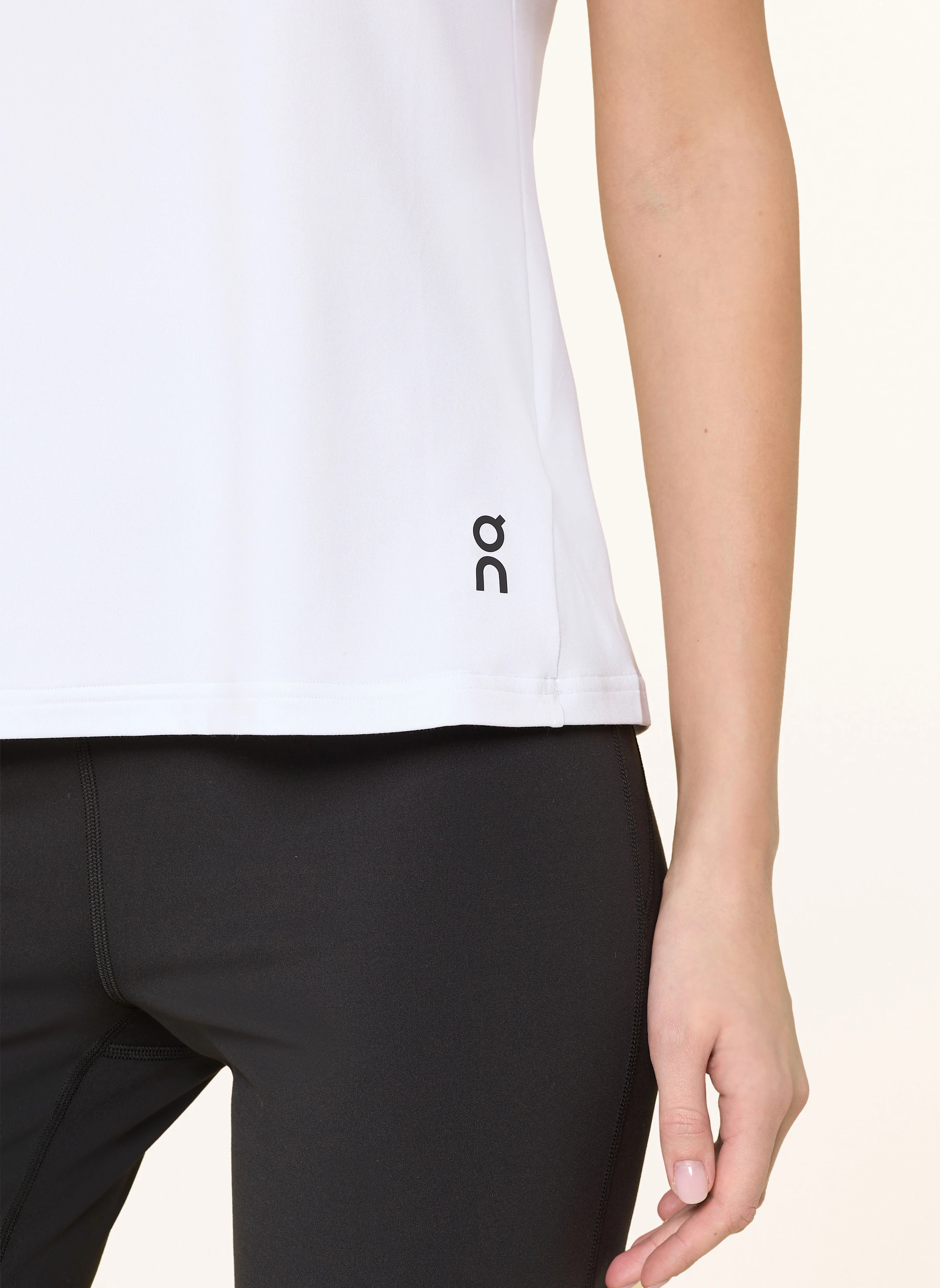 On T-Shirt STUDIO-T